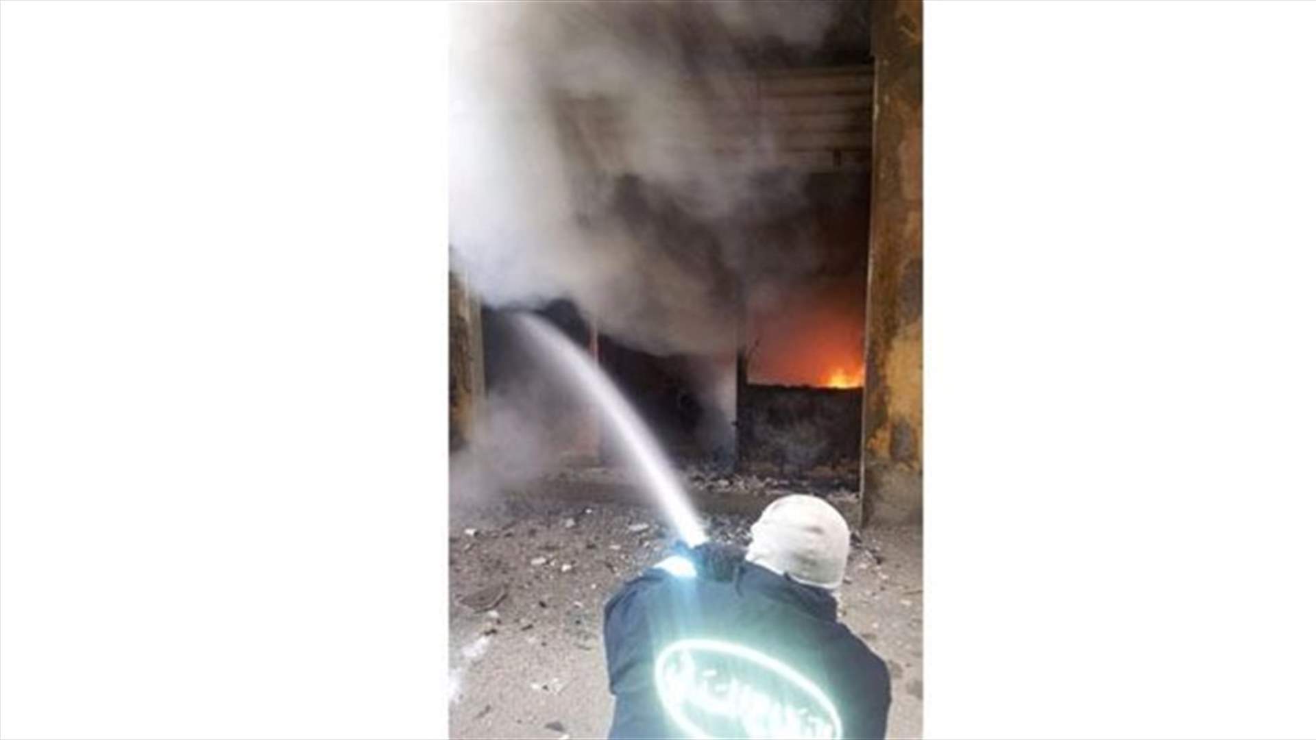 حريق بمحل في برج حمود