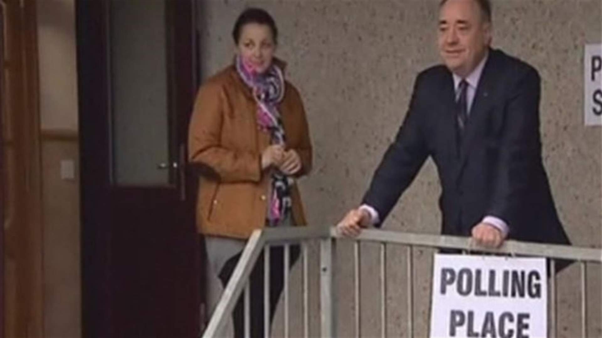 REPORT: Scots vote on independence referendum to seal the United Kingdom's fate