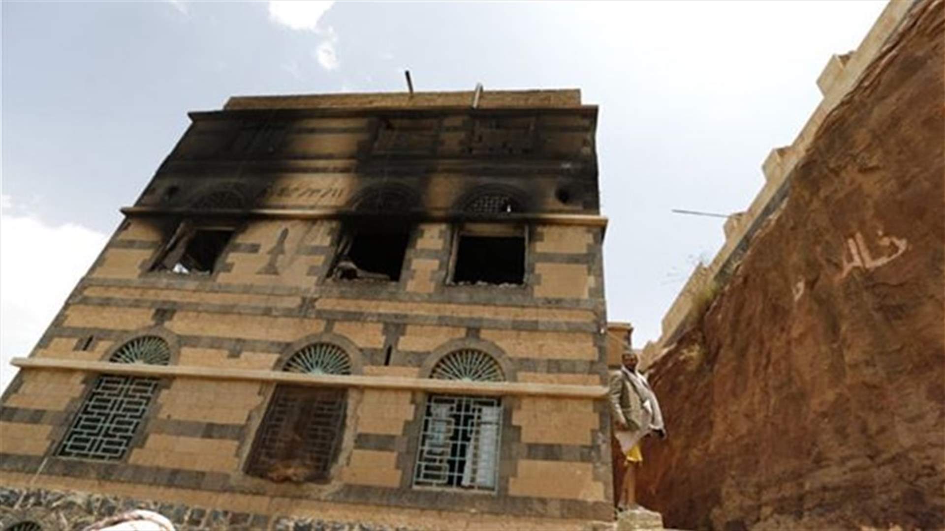 الحوثيون يوافقون على وقف المعارك في صنعاء 