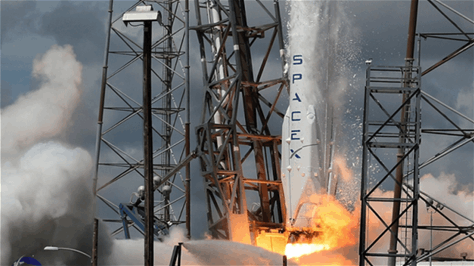 SpaceX launches 3-D printer, other station gear