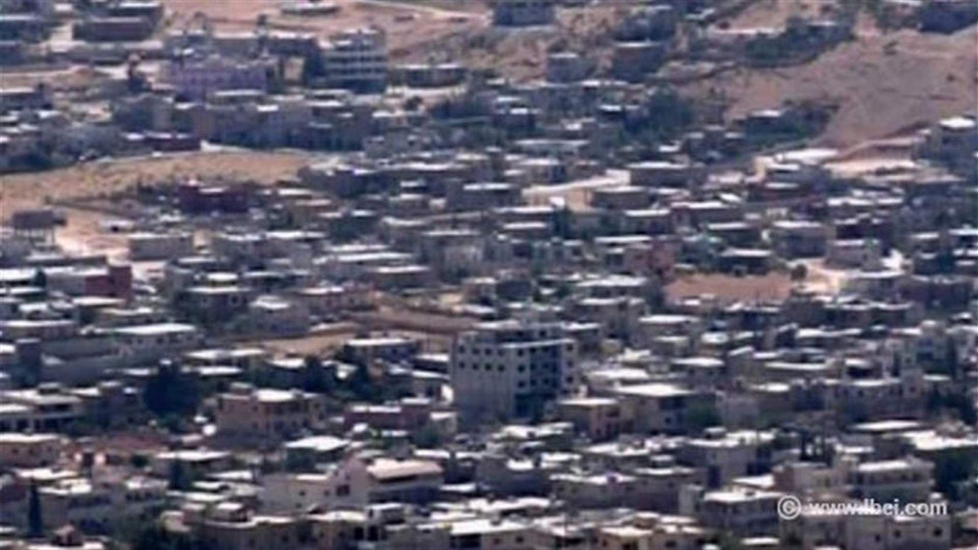 الأخبار: النصرة تحتجز العسكريين بمنزل من طبقتين على أطراف عرسال