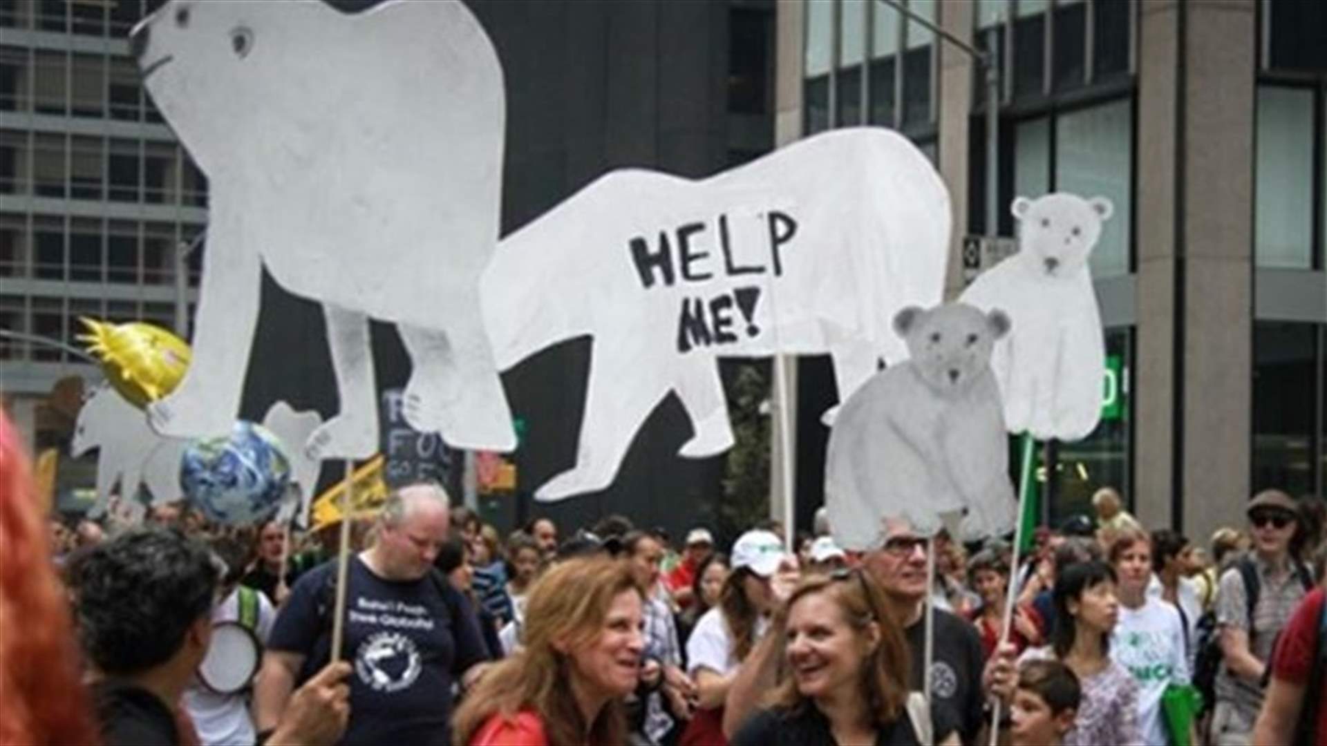 Climate protesters pledge to risk arrest during Wall Street sit-in