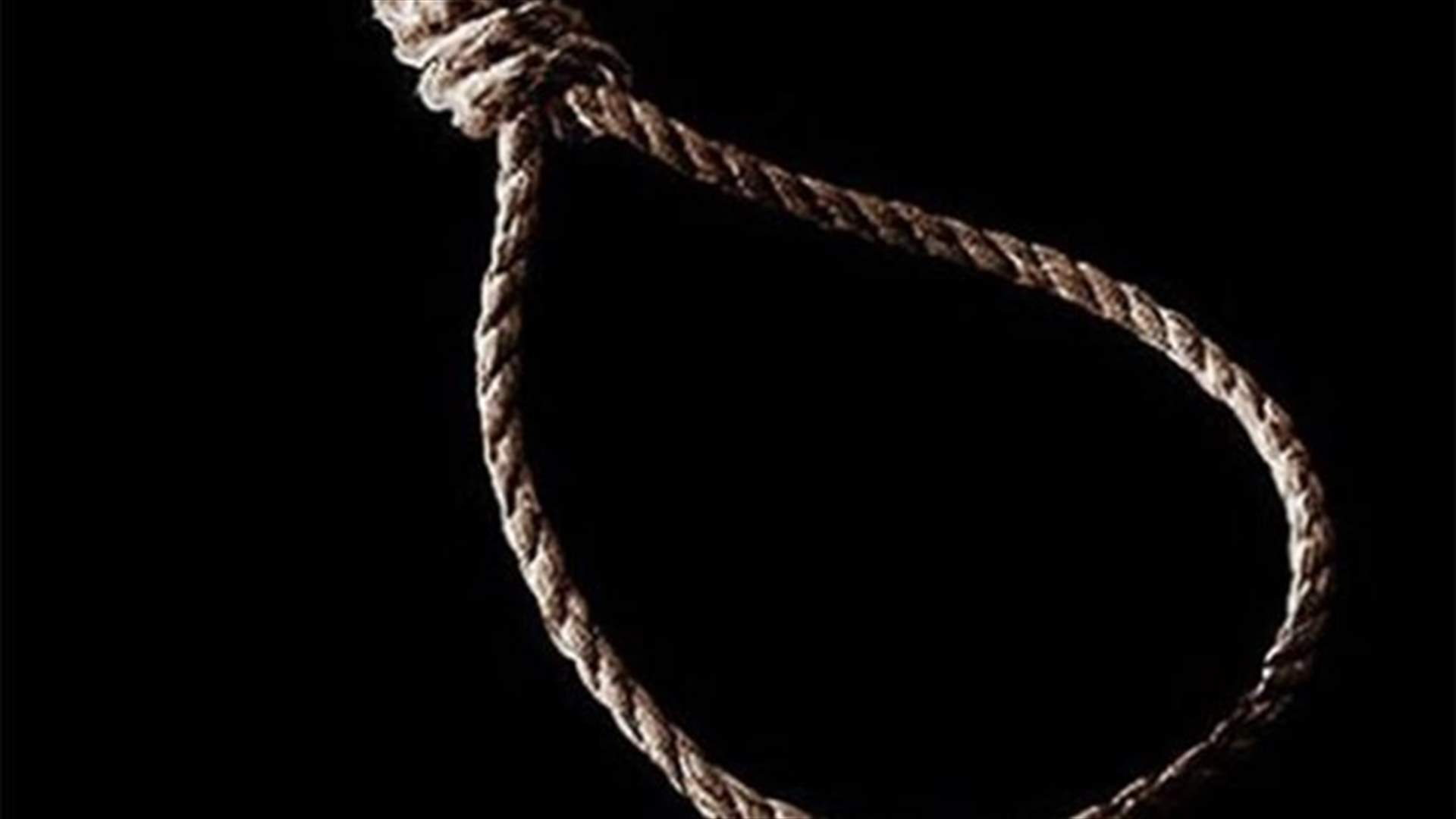 سكان قرية افغانية يشنقون اربعة من طالبان بعد هجوم