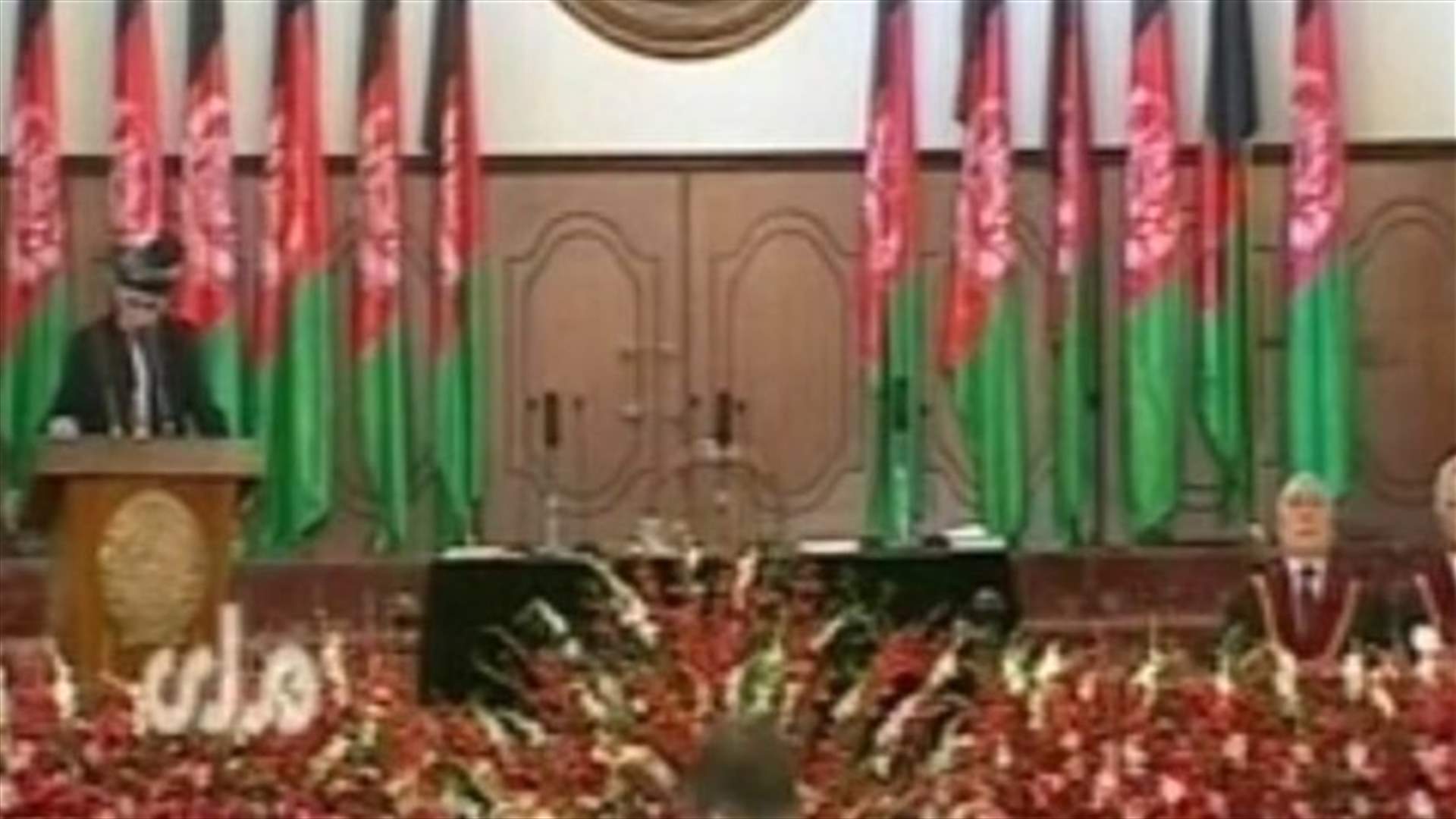 Afghanistan swears in new leader amid dispute, violence