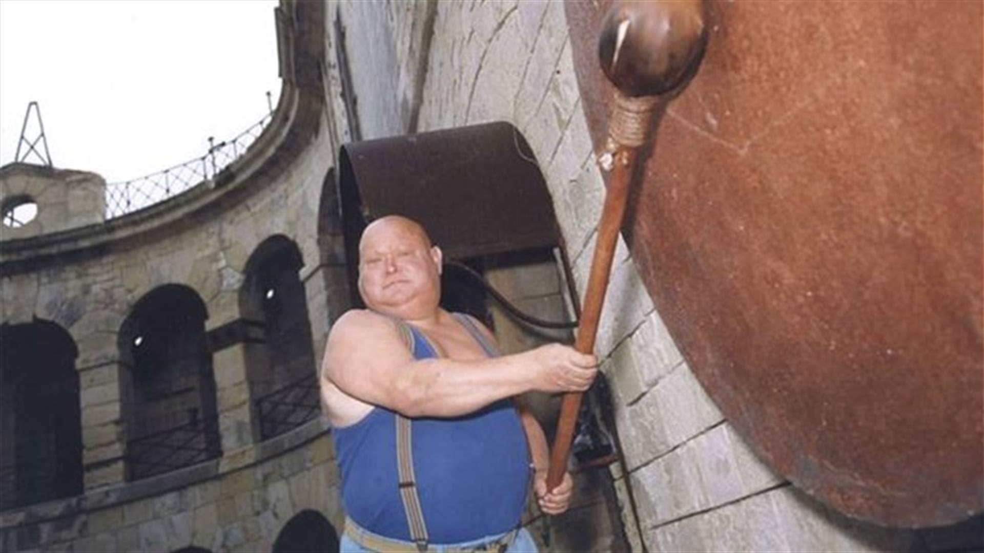 برنامج "حلها واحتلّها" يفقد "دعبول"