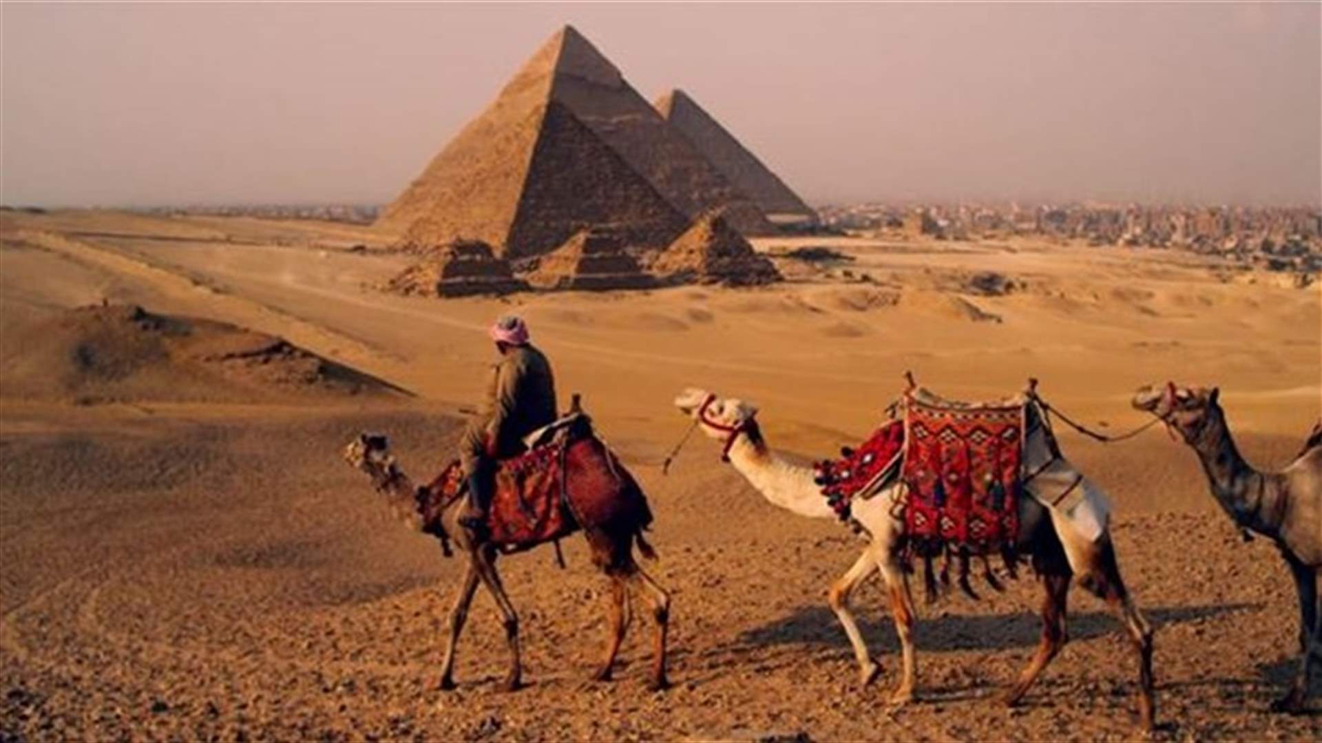 رحلات افتراضية إلى أهرام مصر مع غوغل