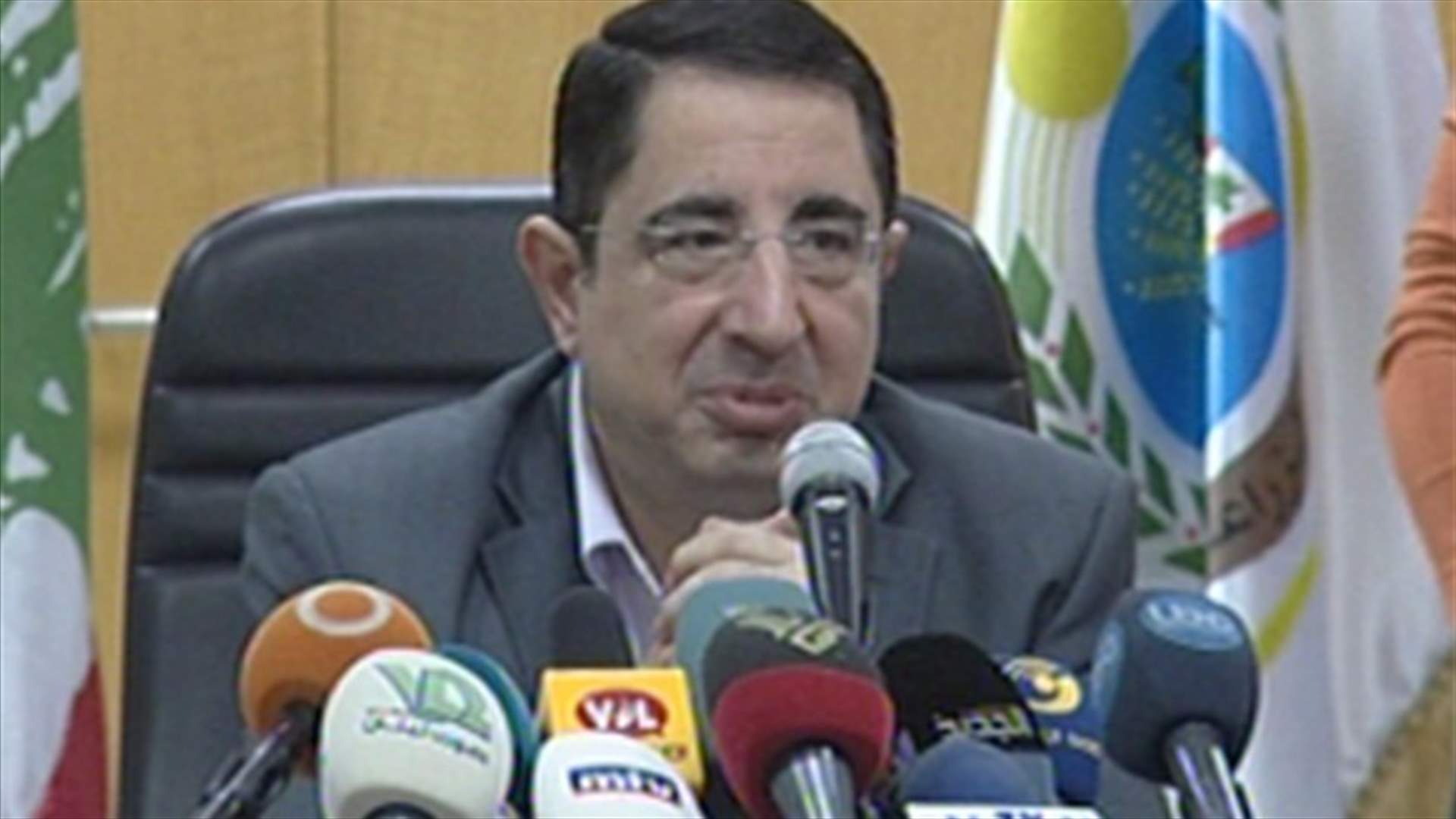El Hajj Hassan to protect Lebanese farmers, merchants and importers 