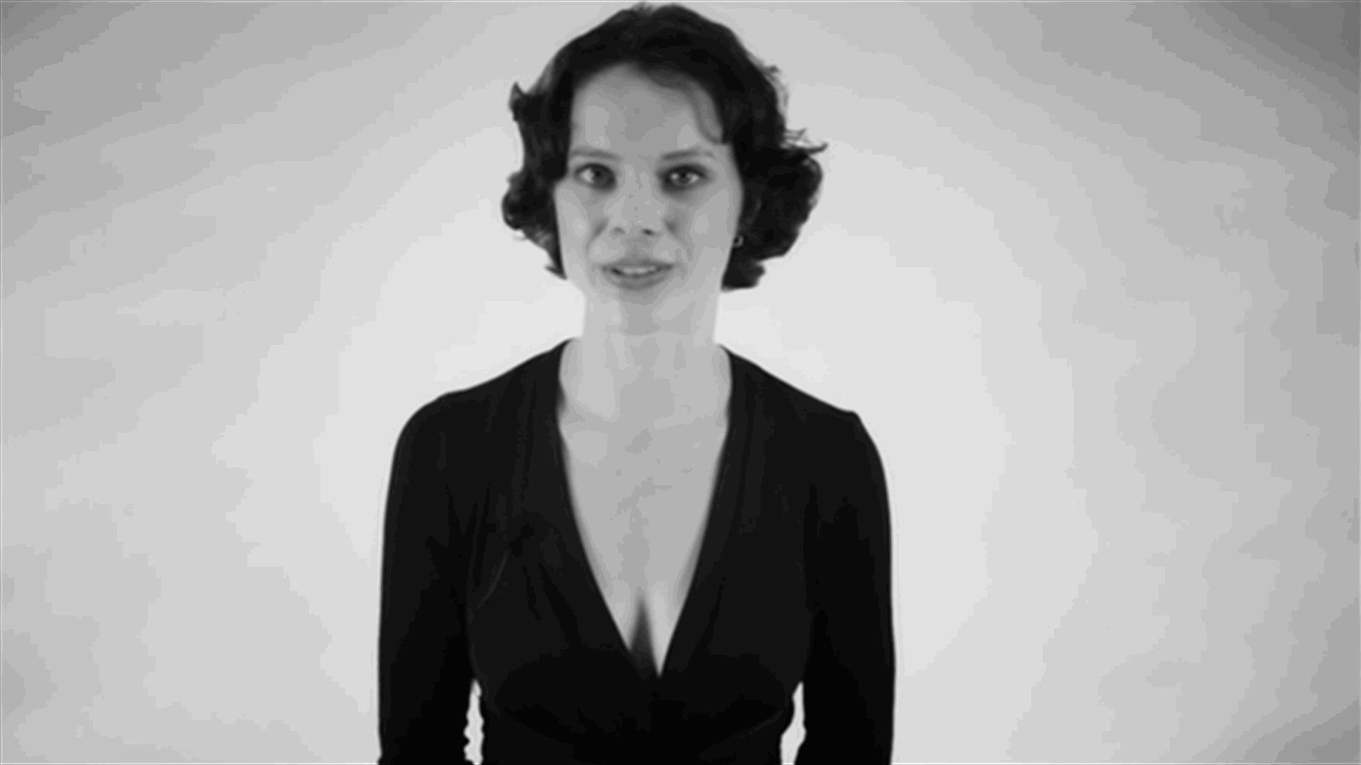 [VIDEO] Anna Maria Hefele Takes Singing To A Whole New Dimension!