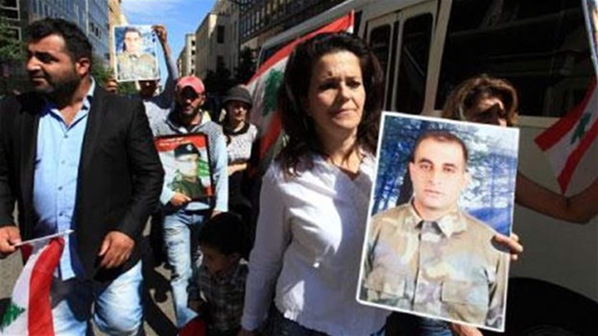 الاخبار: الخاطفون يوقفون التفاوض