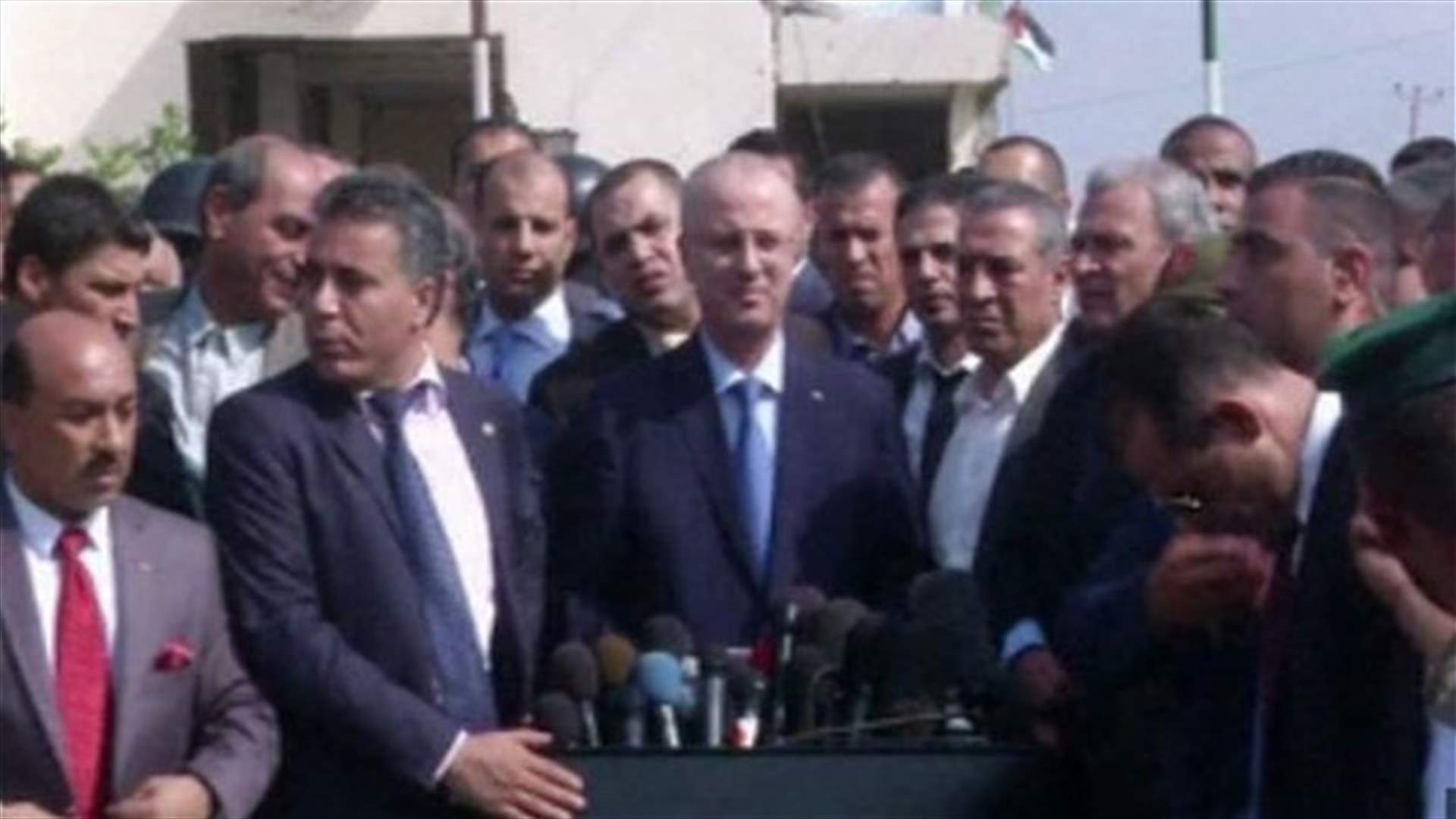 Palestinian PM convenes first unity government meeting in Gaza