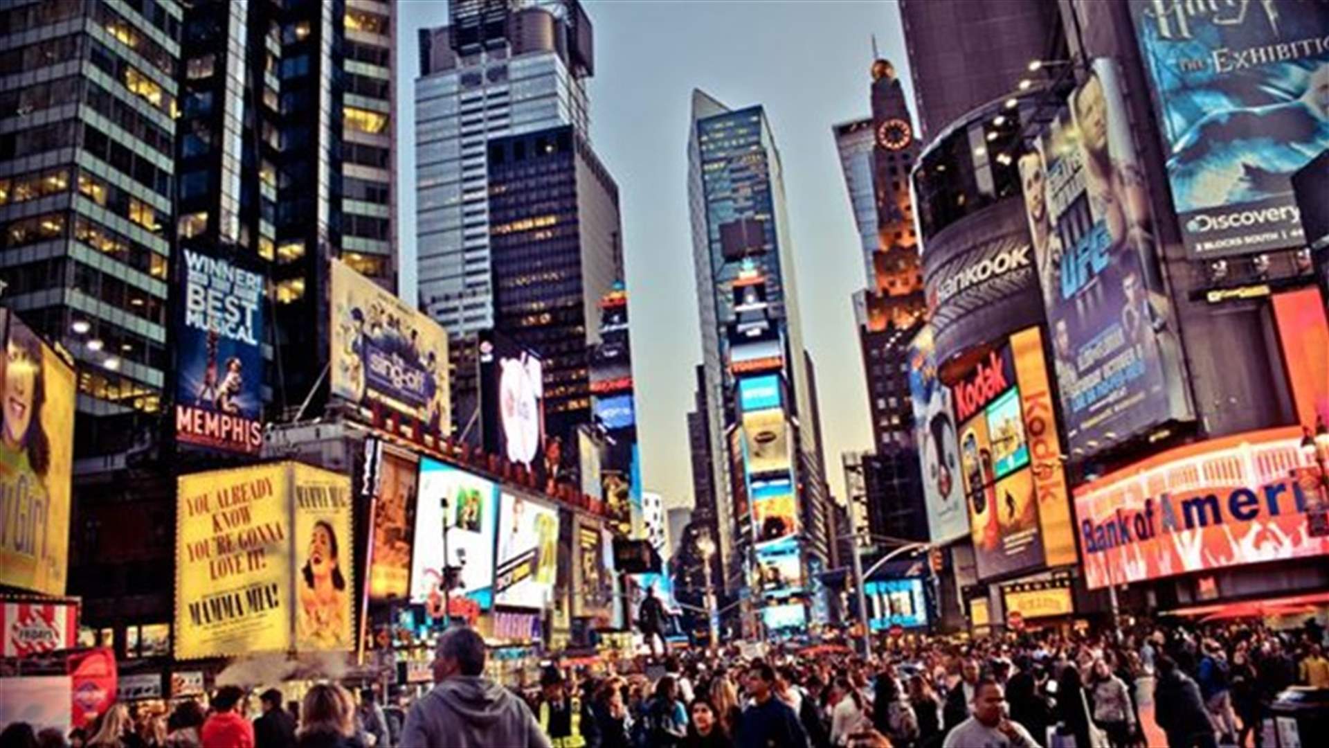 [PHOTOS] The World’s Sexiest Neighborhoods Revealed! 