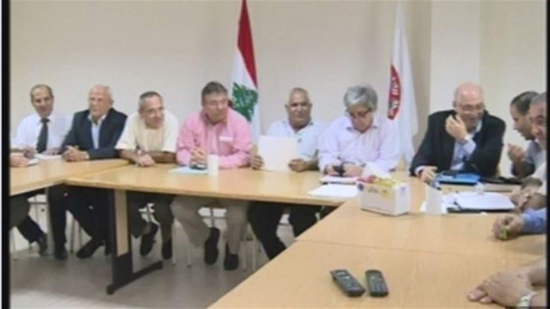 هيئة التنسيق النقابية تتمسك بالدرجات الست