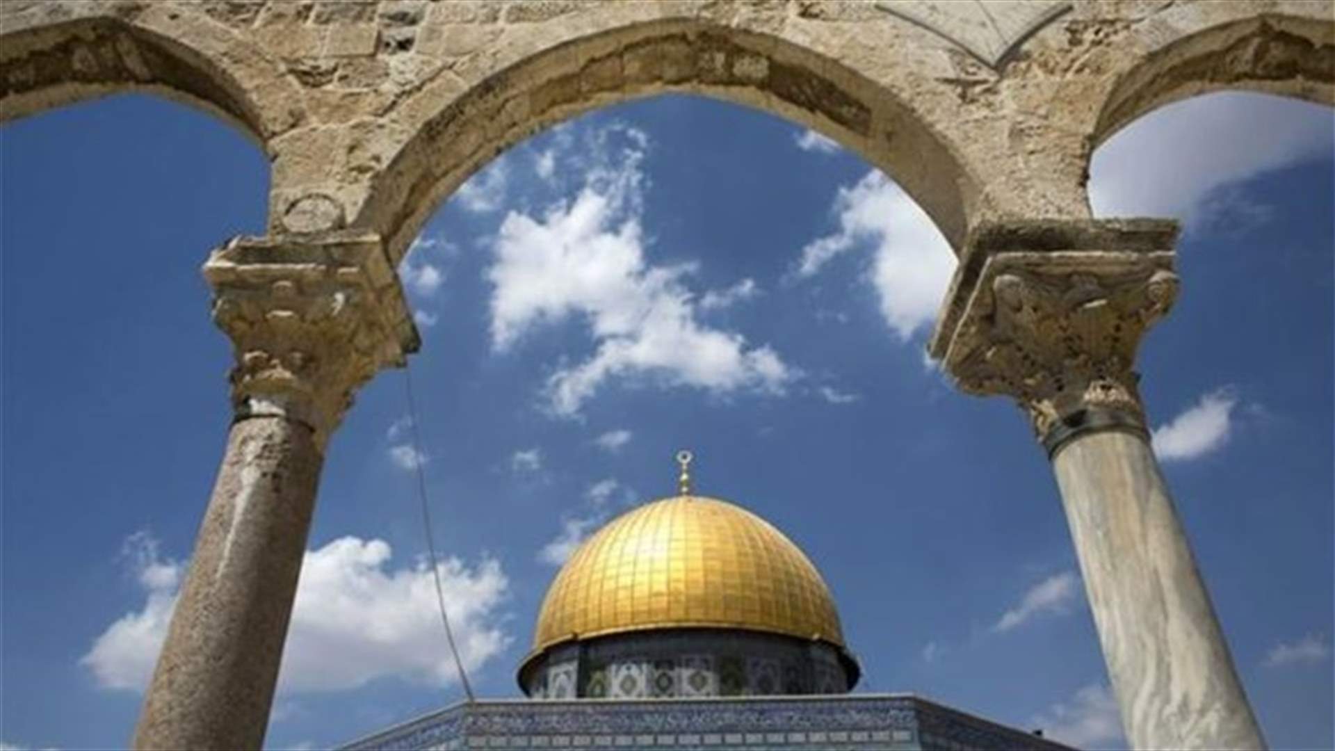 Hamas leader urges Muslims to defend Jerusalem shrine from "Israeli seizure"