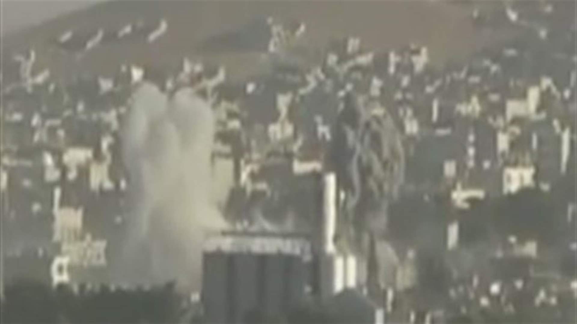 US-led coalition jets strike Kobani, Islamic State shells hit Turkey