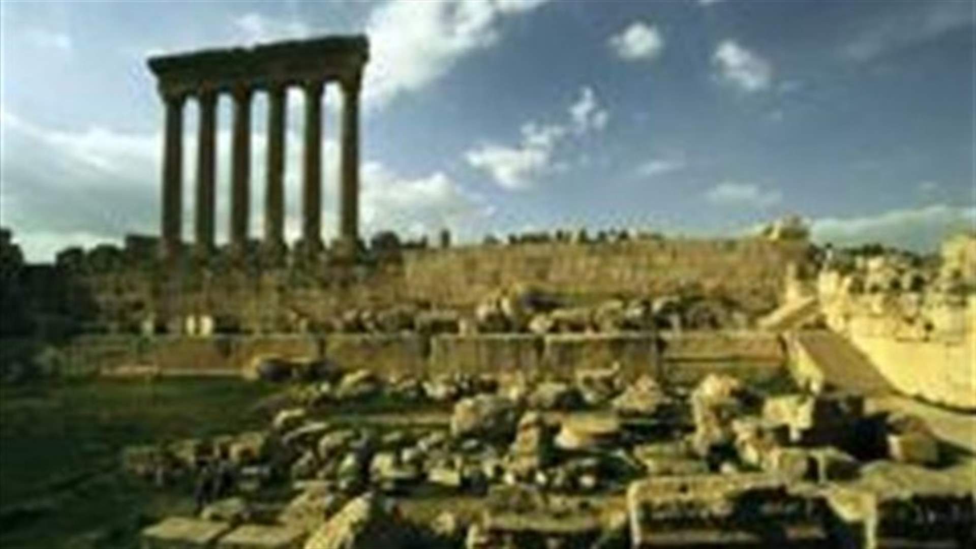 تعرض روسي للسلب قرب قلعة بعلبك