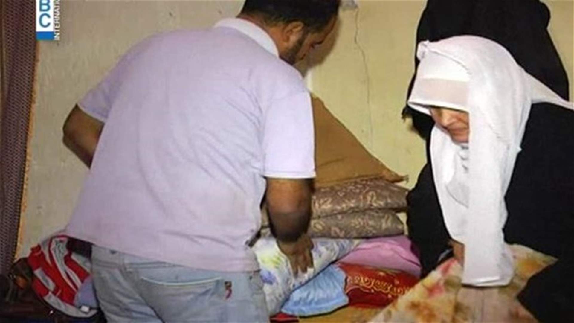 الشتاء يطرق ابواب منازل غزة المشلّعة