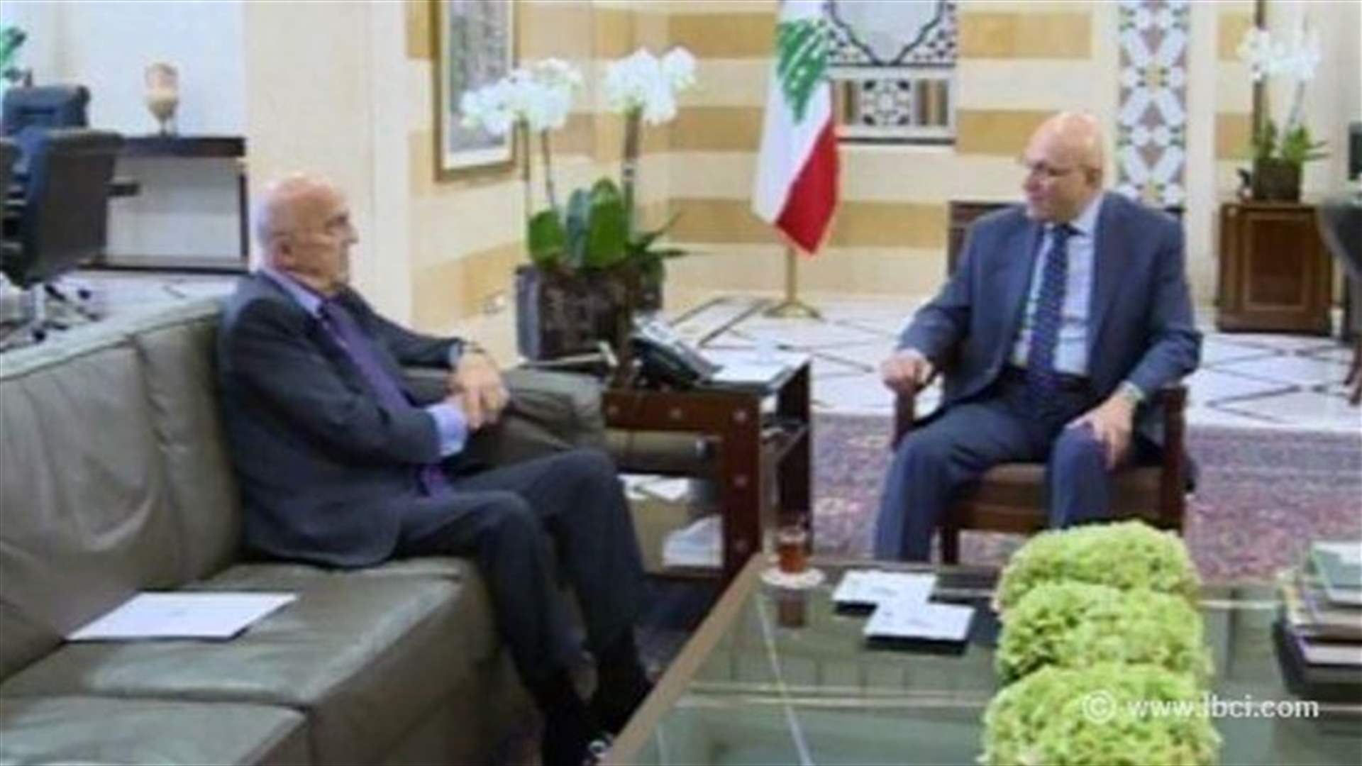 مقبل زار سلام وسليمان وعون والجميل