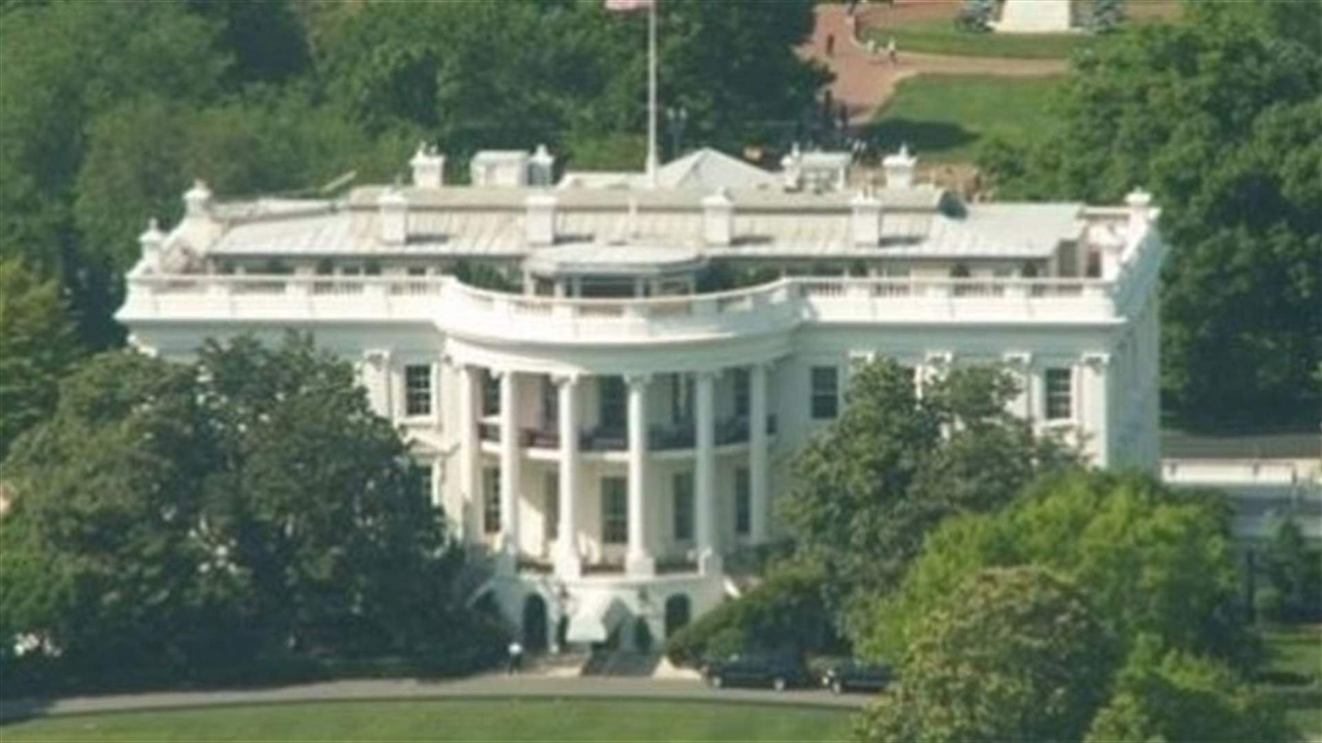 Man arrested after jumping White House fence, causing lockdown
