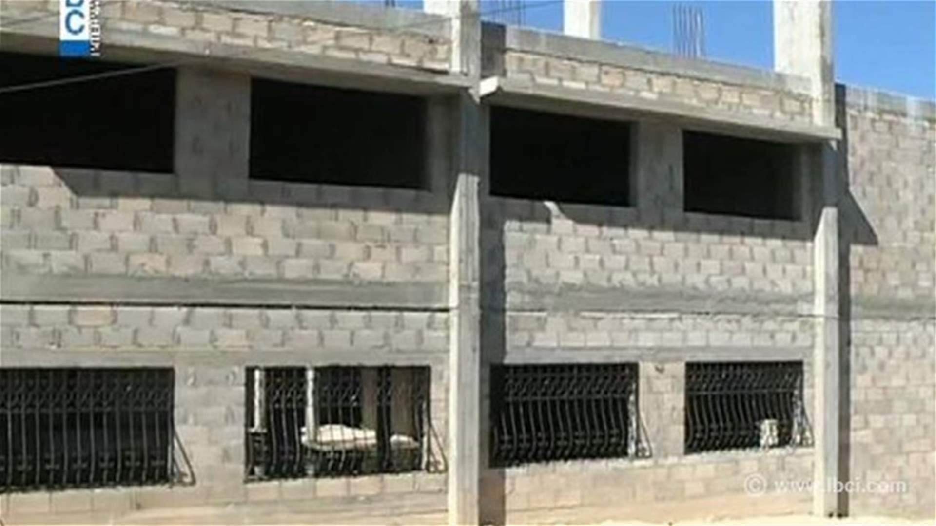 البناء الجديد لمهنية مغدوشة الرسمية محطّ اعتراض