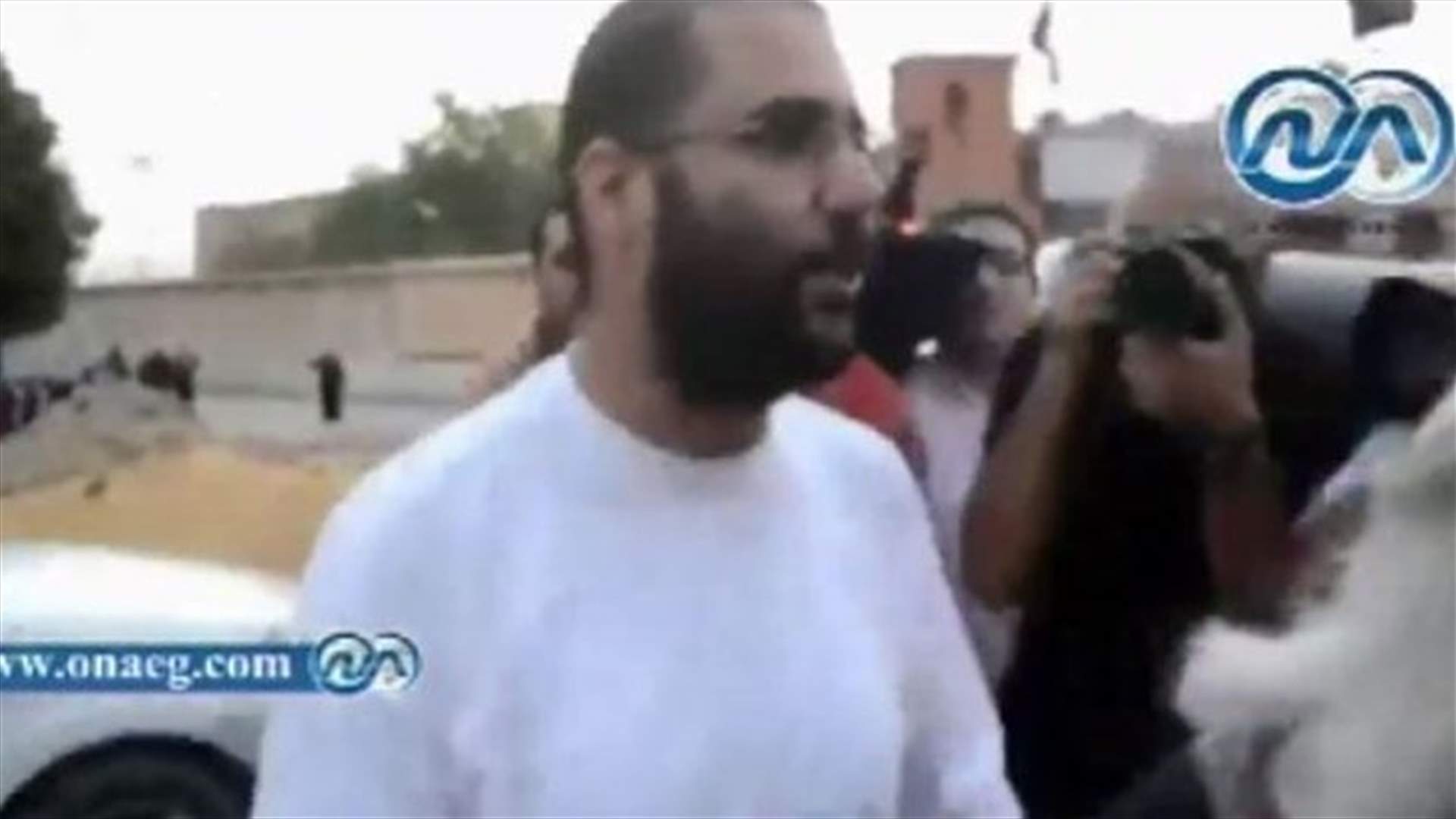 الناشط المصري "علاء عبد الفتاح" مجدداً إلى السجن