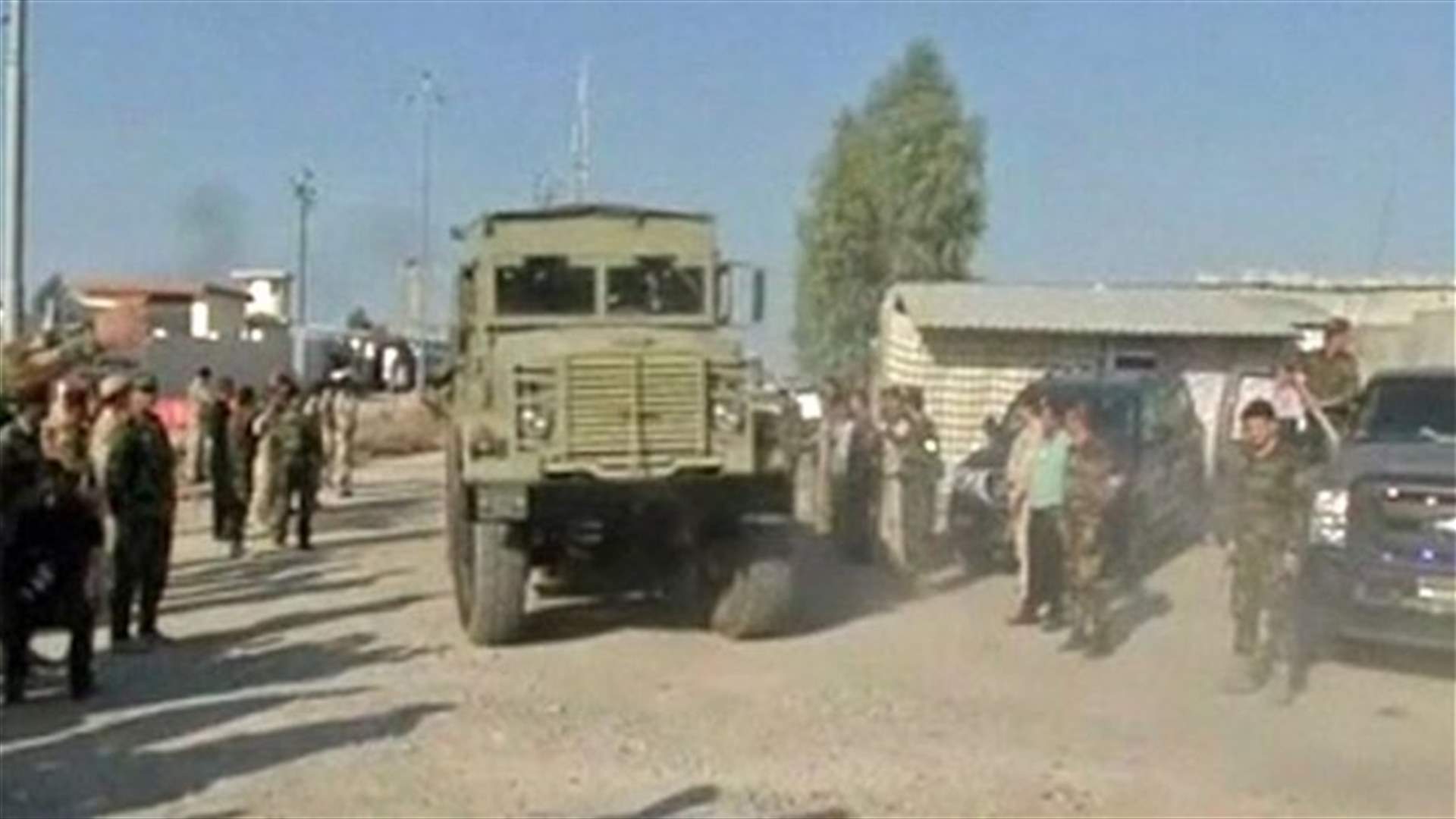 Kurdish convoy heads to Syria to take on Islamic State