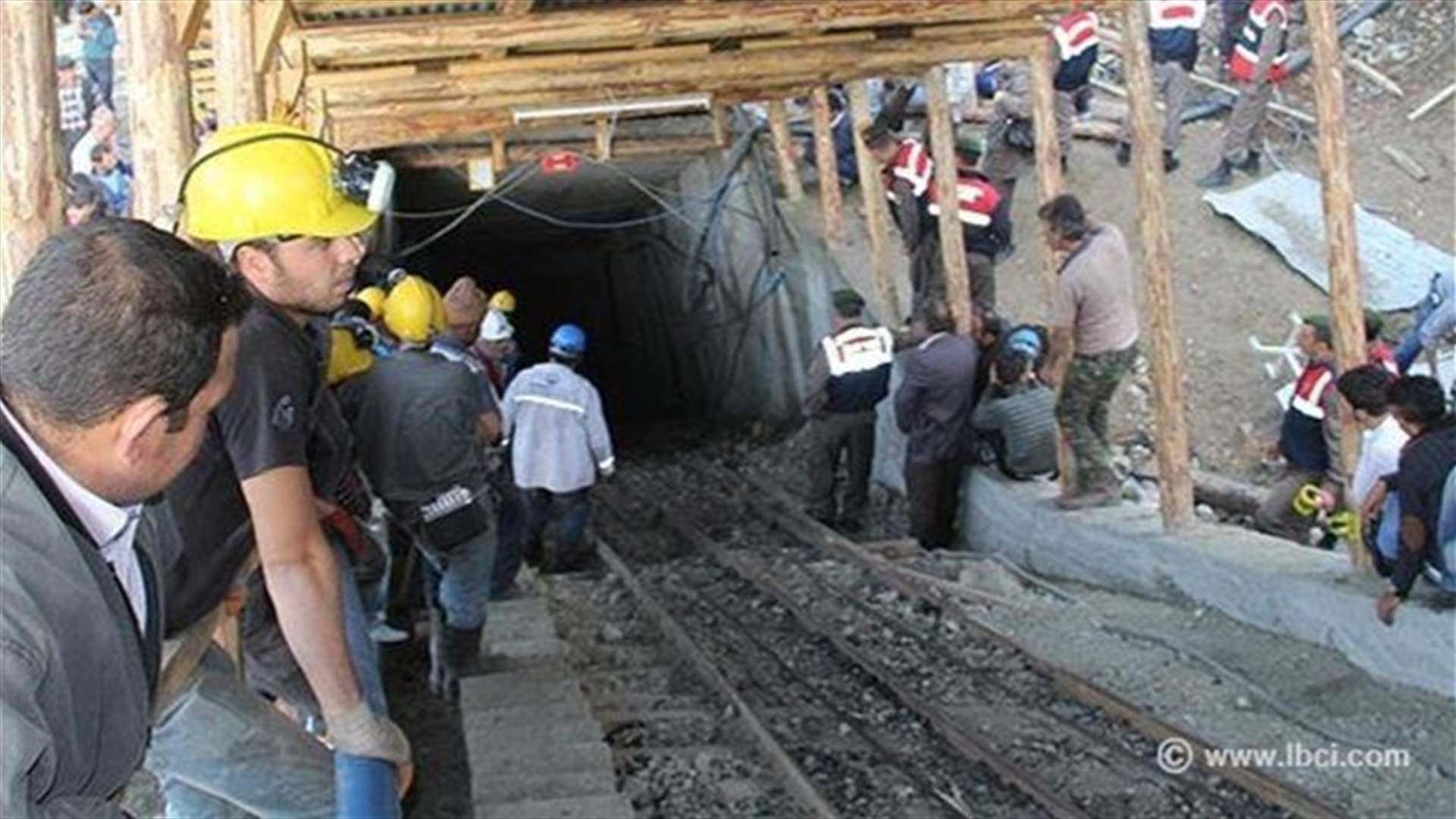 Rescuers press to save 18 trapped Turkish miners