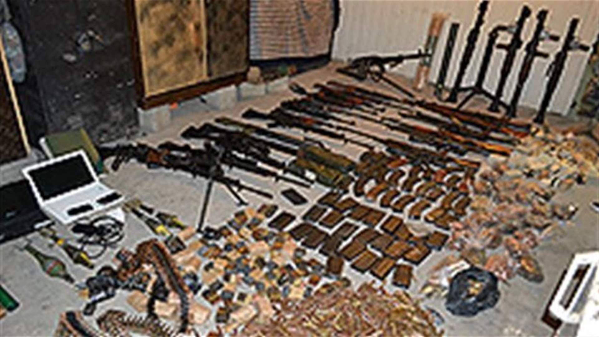 LAF: 8 Lebanese citizens, 6 Syrians arrested, weapon caches seized in Tripoli