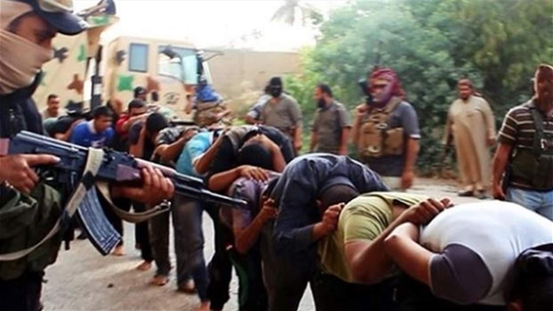 داعش يواصل اعدام أفراد عشيرة البونمر : 36 ضحية جديدة بينهم نساء وأطفال