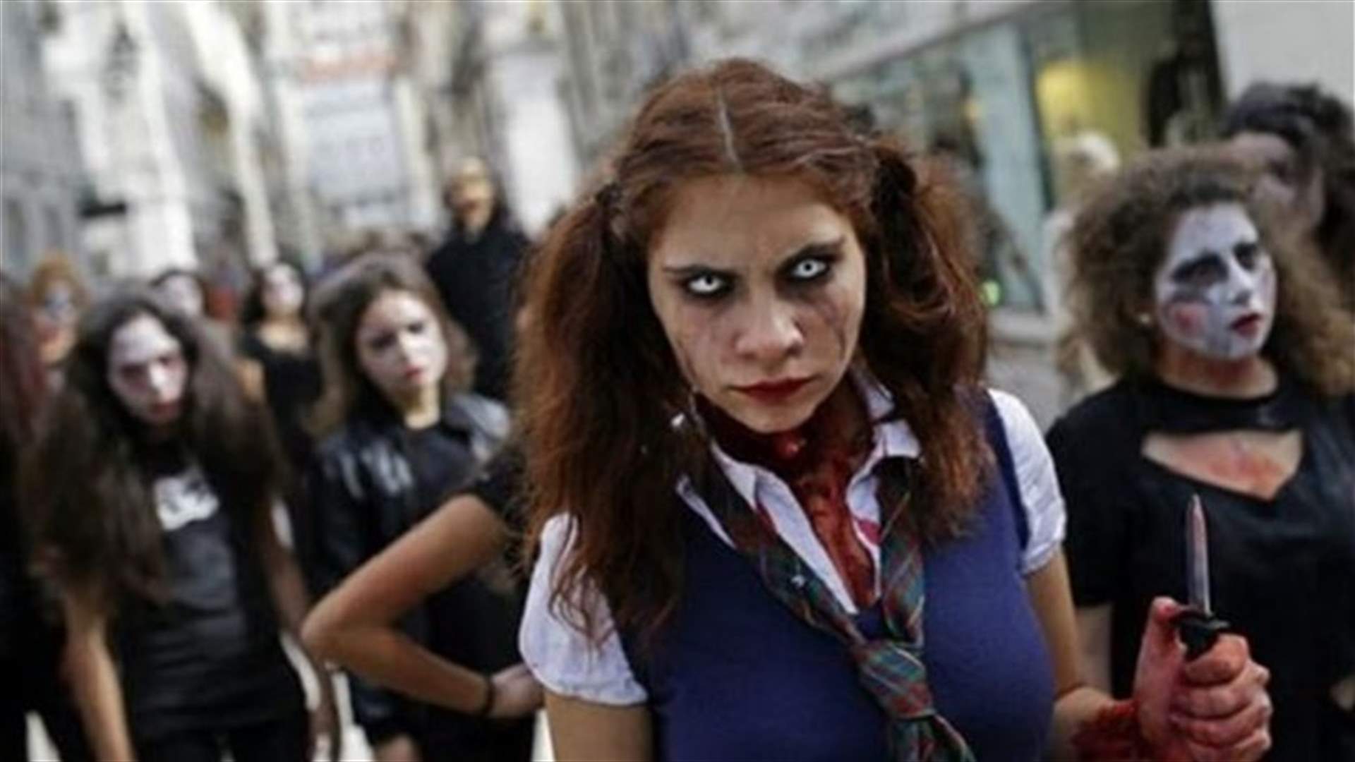 اغتصبها 4 شبان ليلة هالوين