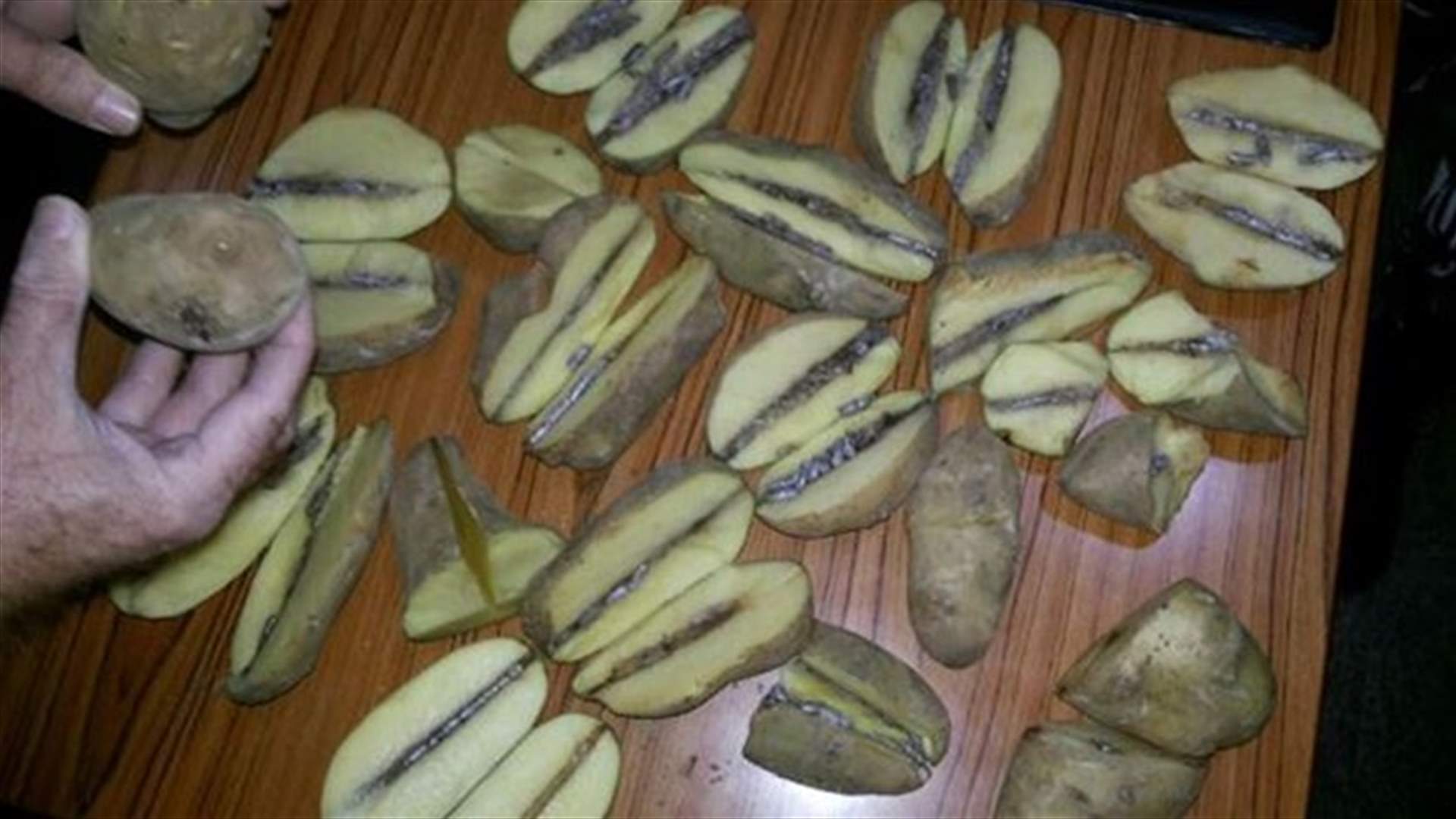 Police guards thwart attempt to smuggle "Hashish-stuffed potatoes" into the Tyre prison
