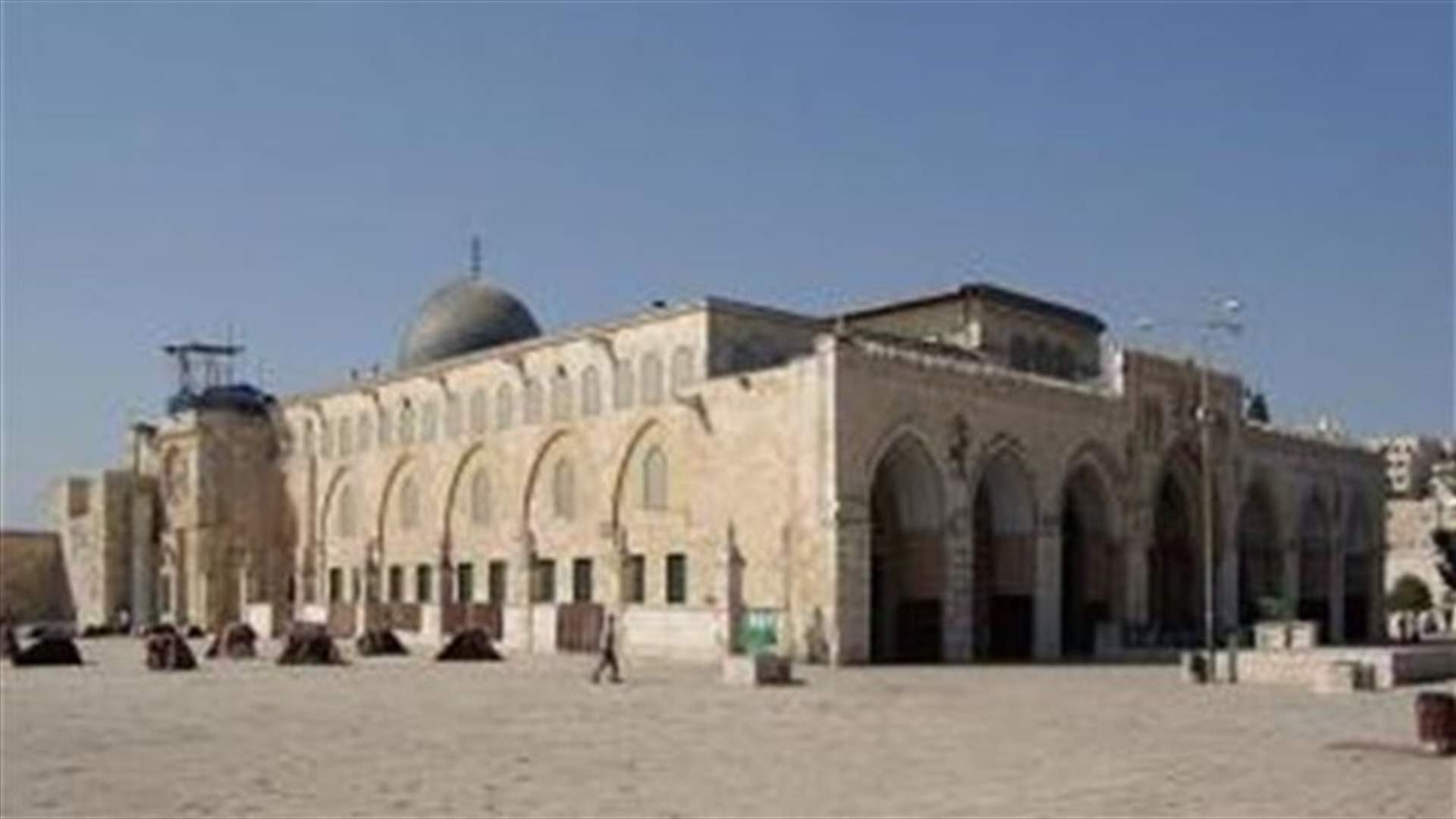 Israel lifts Muslim age limits for Jerusalem site