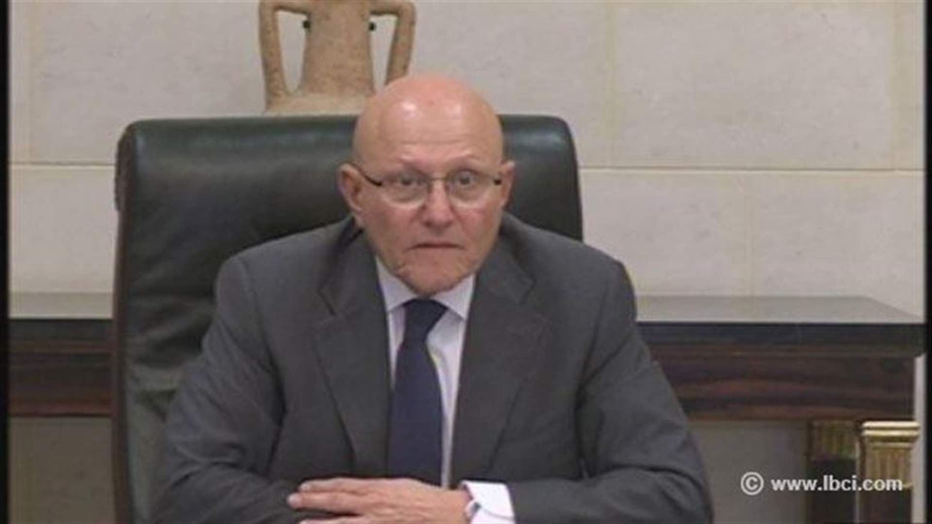 خلية السلامة العامة تجتمع للمرة الاولى : سلام وسبعة وزراء  