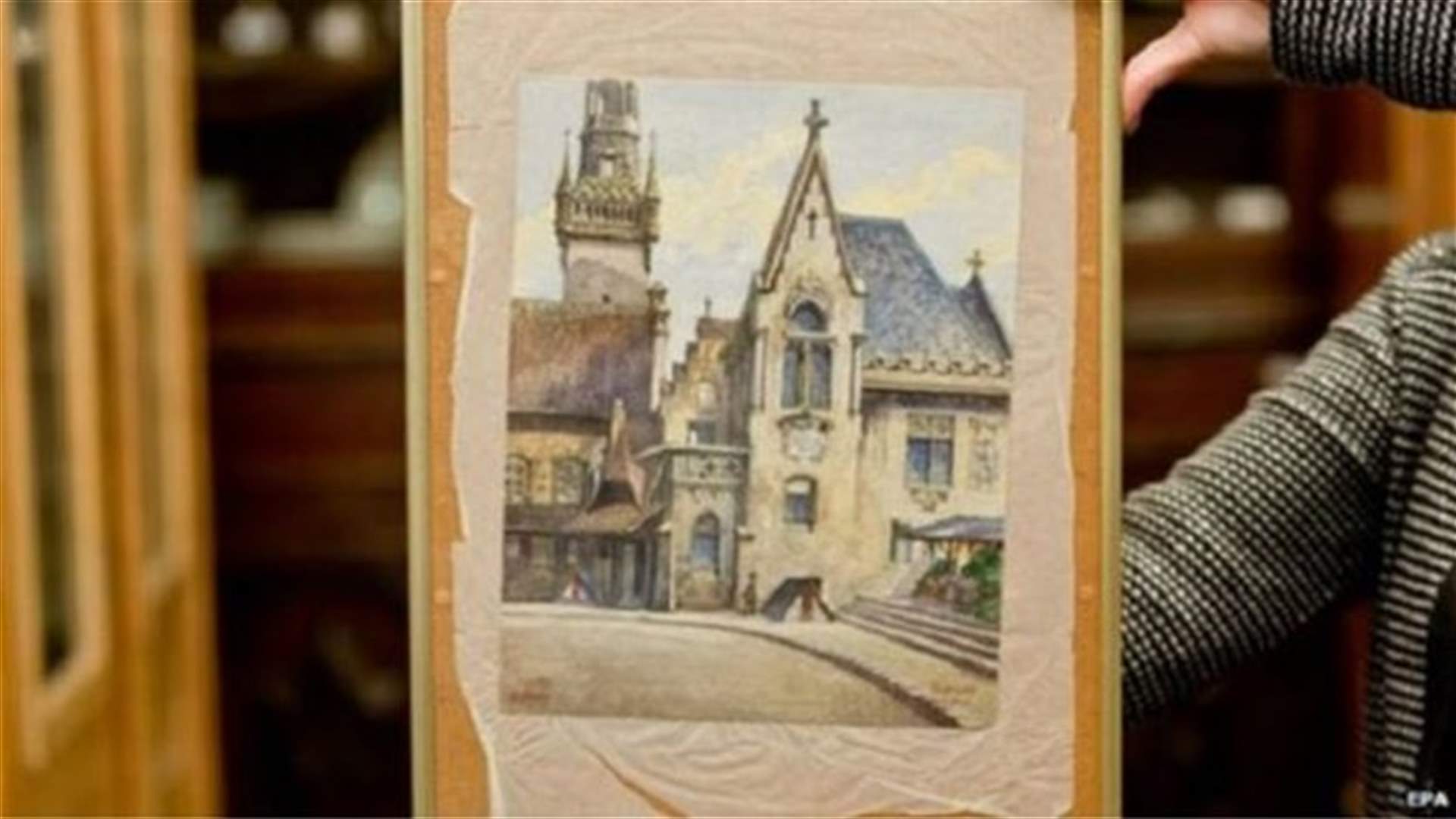 Hitler watercolor sold for $162,000 at auction