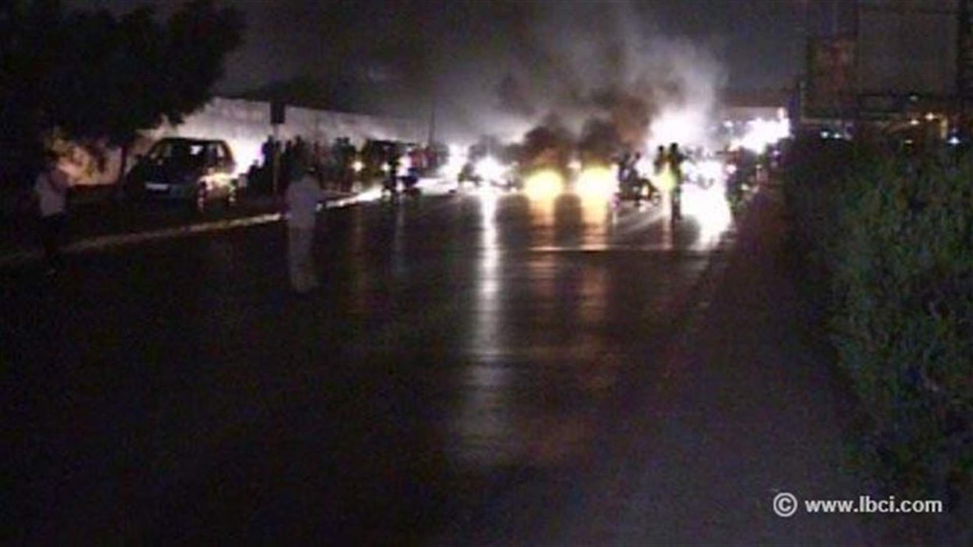 REPORT: ISF members scuffle with families of Arsal abducted soldiers 