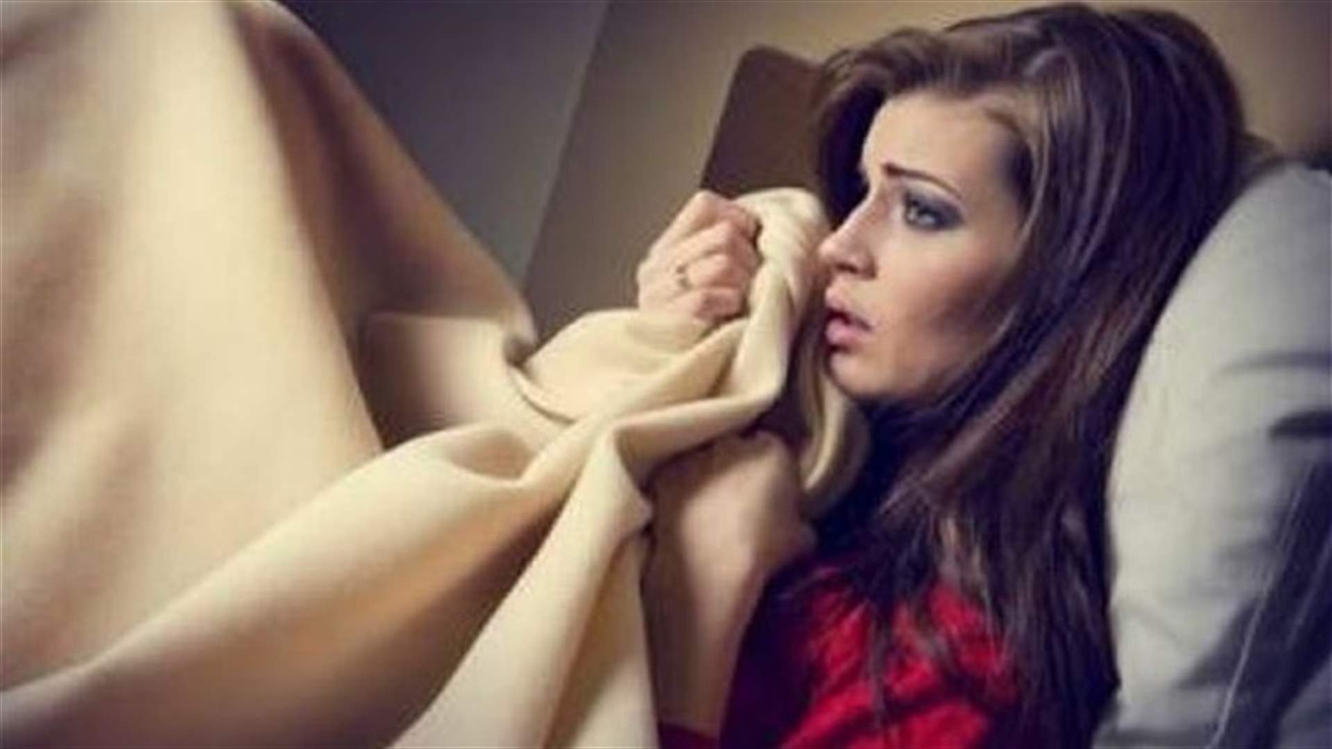 كشّر عن انيابه في اليوم الاول لزواجهما....ظهر "الوحش" وغاب الرومنسي