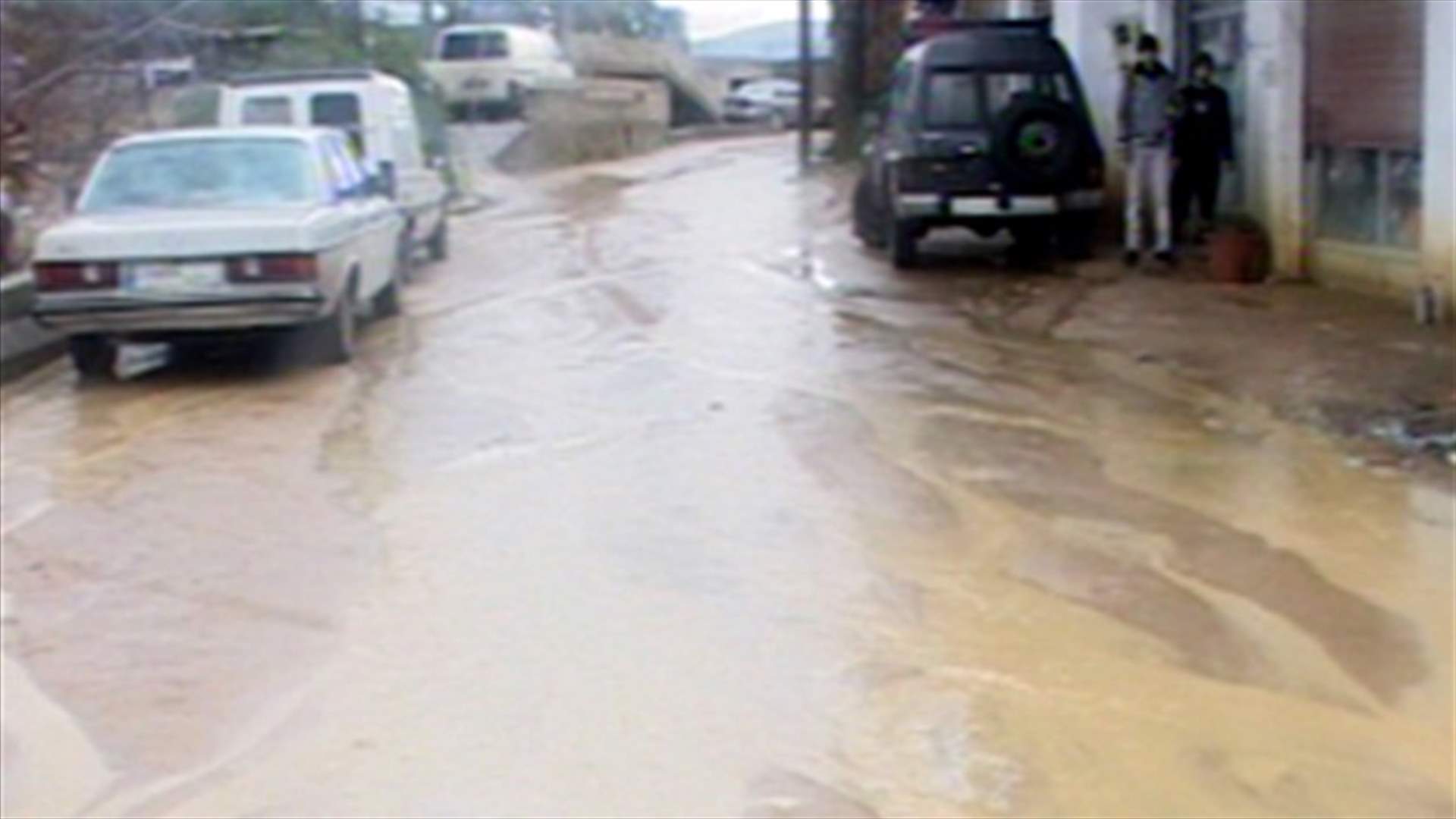 بلدة ديربابا في الشوف تغرق في الوحول