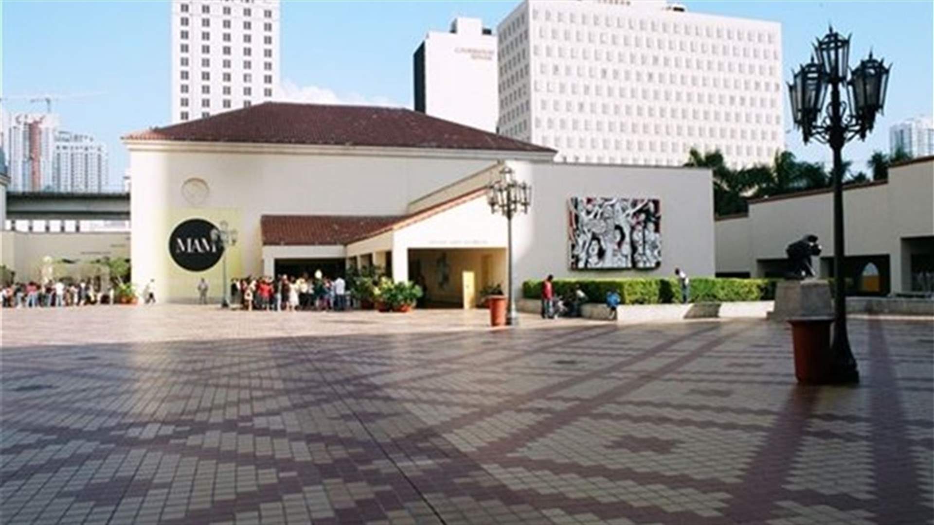 Silver Picasso plate worth $85,000 stolen from Miami art fair