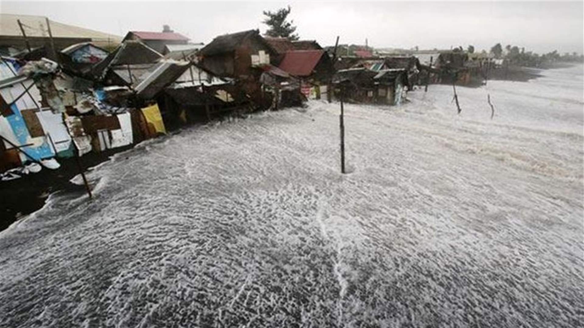 Philippine capital braces for storm, as Hagupit leaves 27 dead