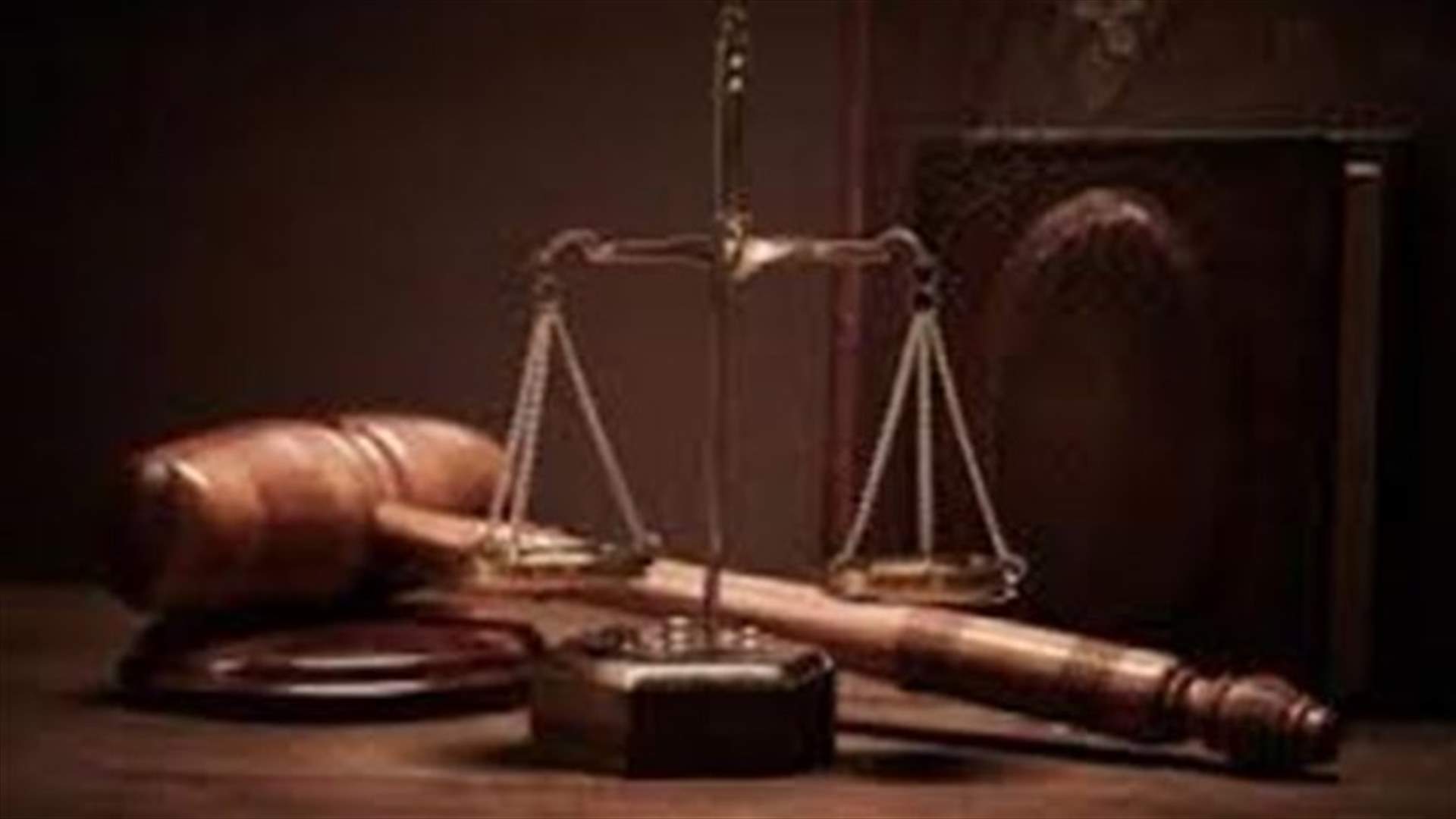 الادعاء على طبيب مراقب في الصحة بجرم هدر المال العام