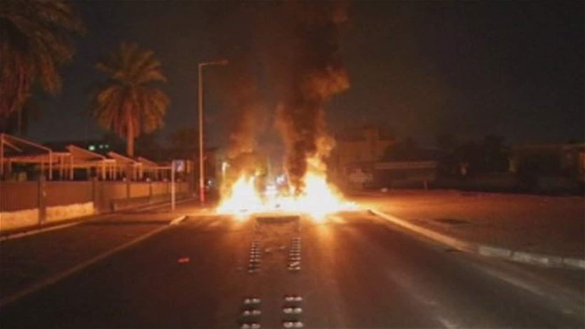 Blast near Manama kills Bahraini, wounds expatriate -interior ministry