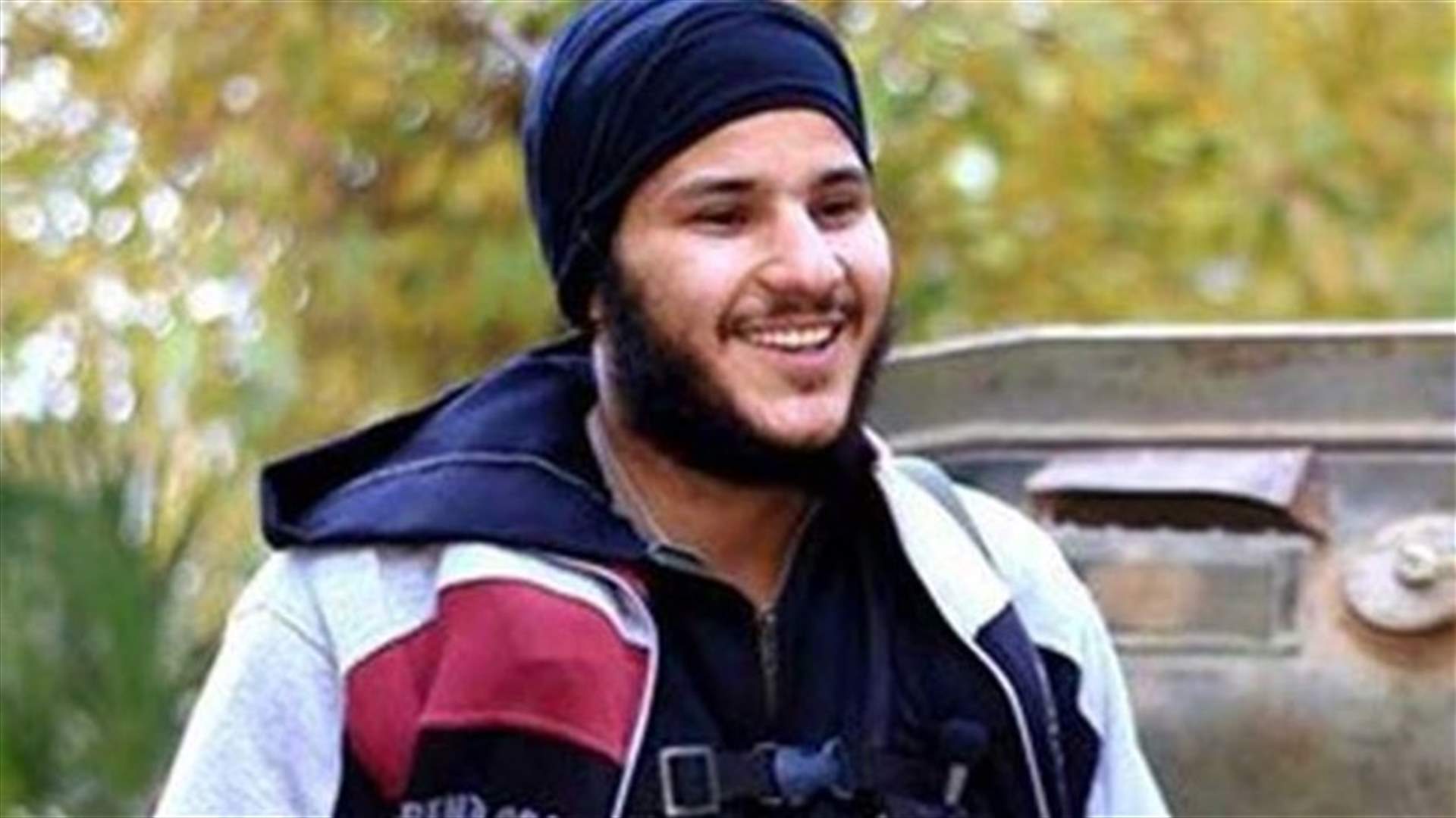 Islamic State suicide bomber detonates tank in eastern Syria