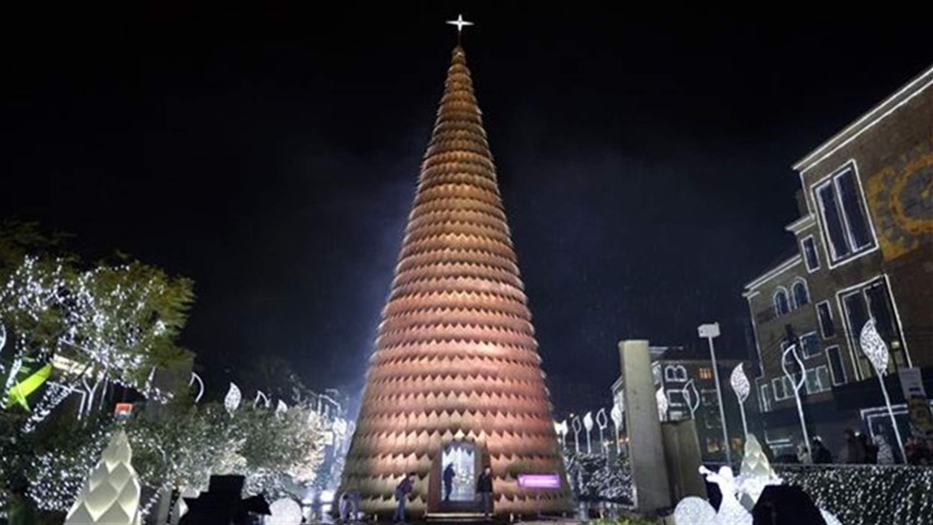 [PHOTOS] Jbeil's Christmas Tree Among The World’s Most Beautiful According To Wall Street Journal