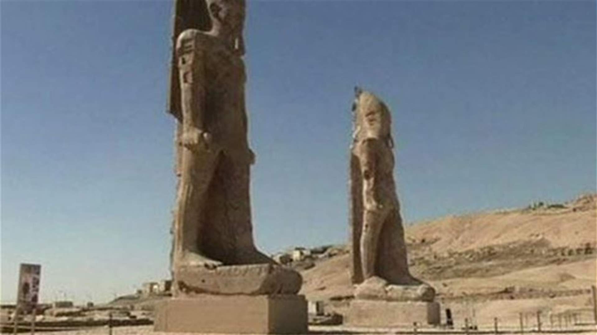 اعادة تركيب تمثال فرعوني بعد أكثر من 3 آلاف عام على تحطمه