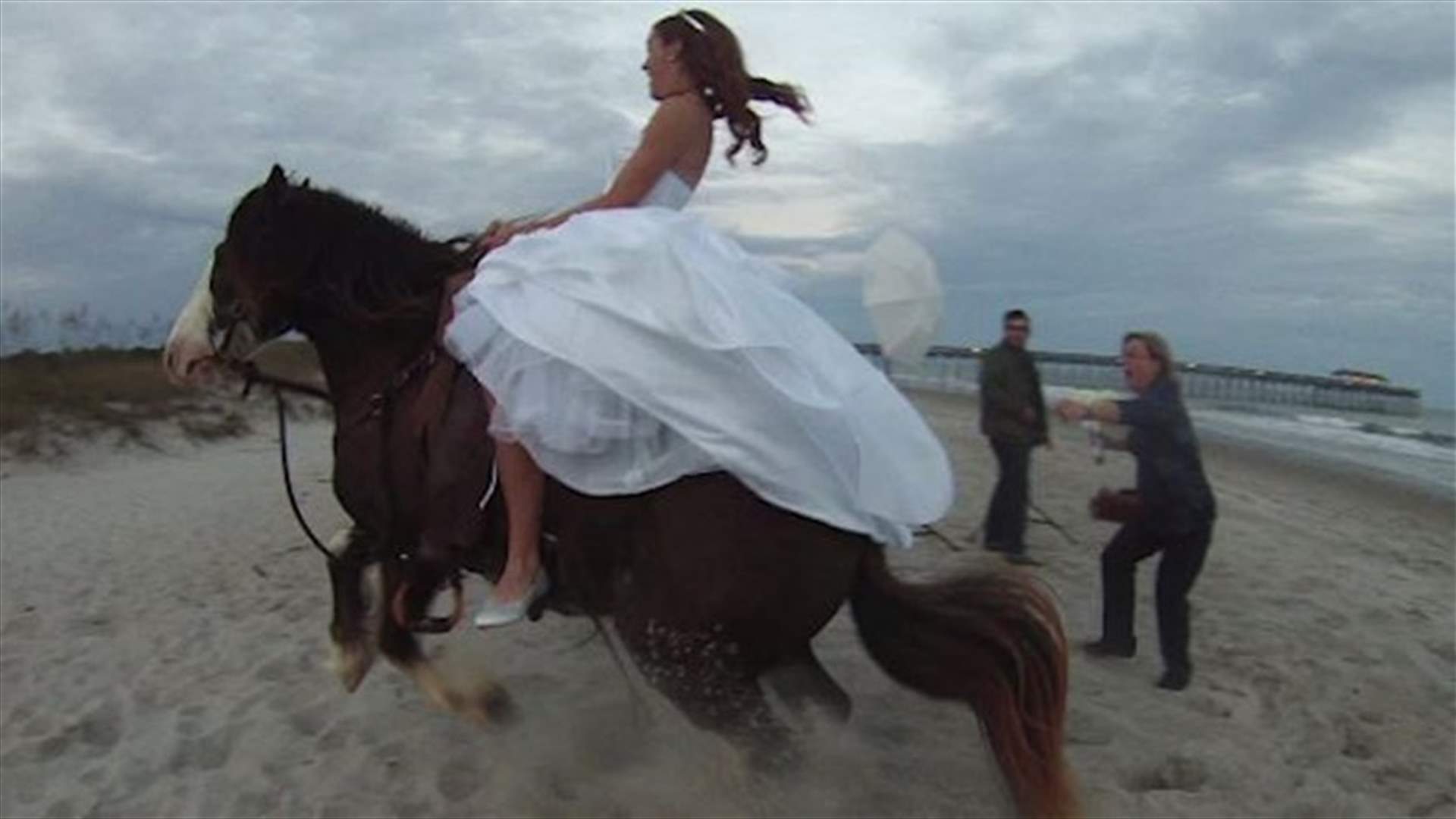 [VIDEO] The Bride Who "Ate A Load Of Crap" On Her Wedding!