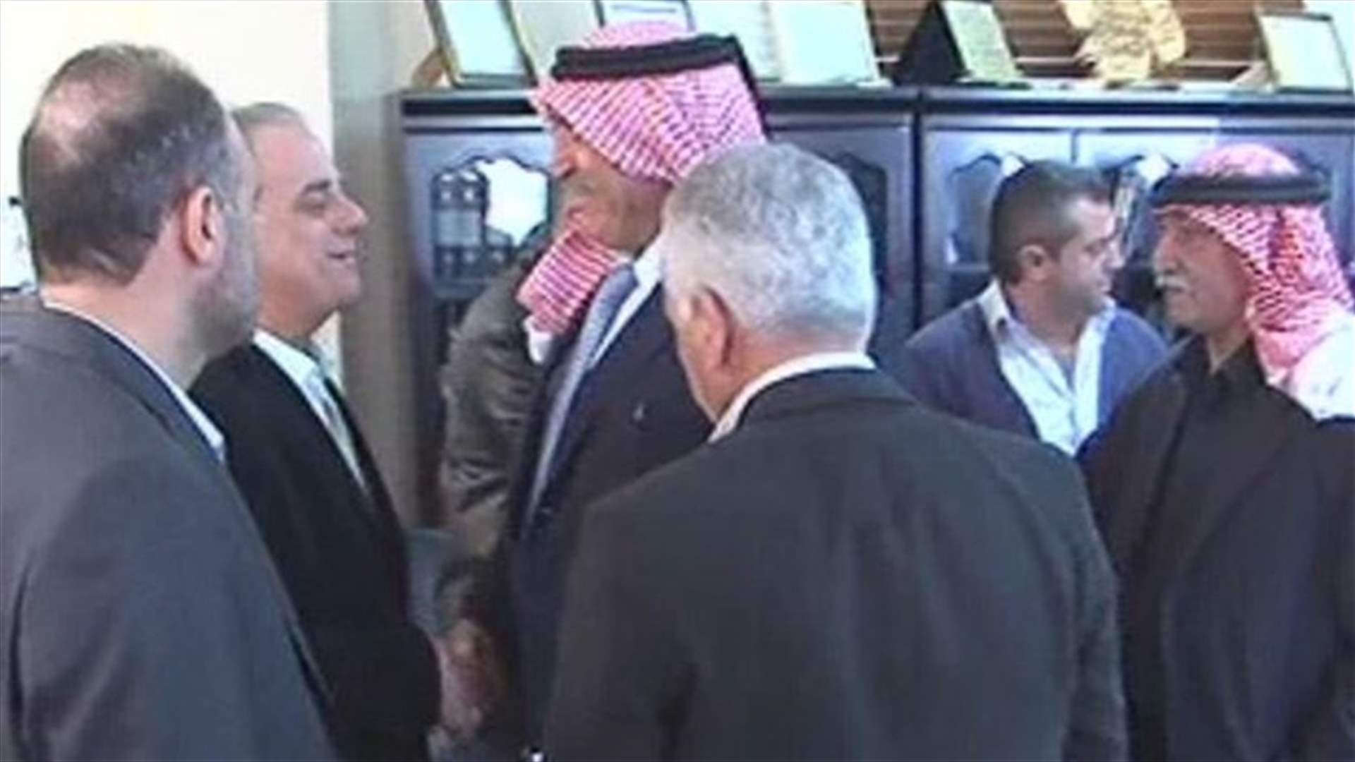 بعد إشكالات خلدة الأخيرة .. لقاء مصالحة بمبادرة من جنبلاط وارسلان