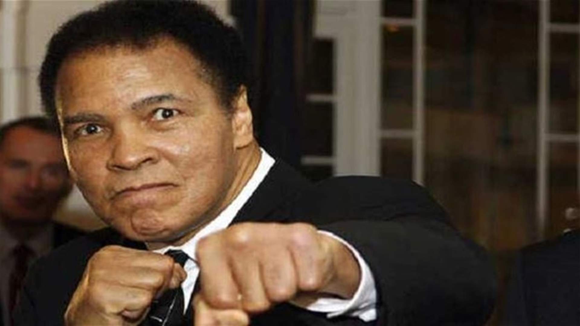 Spokesman: Ali improving from case of pneumonia
