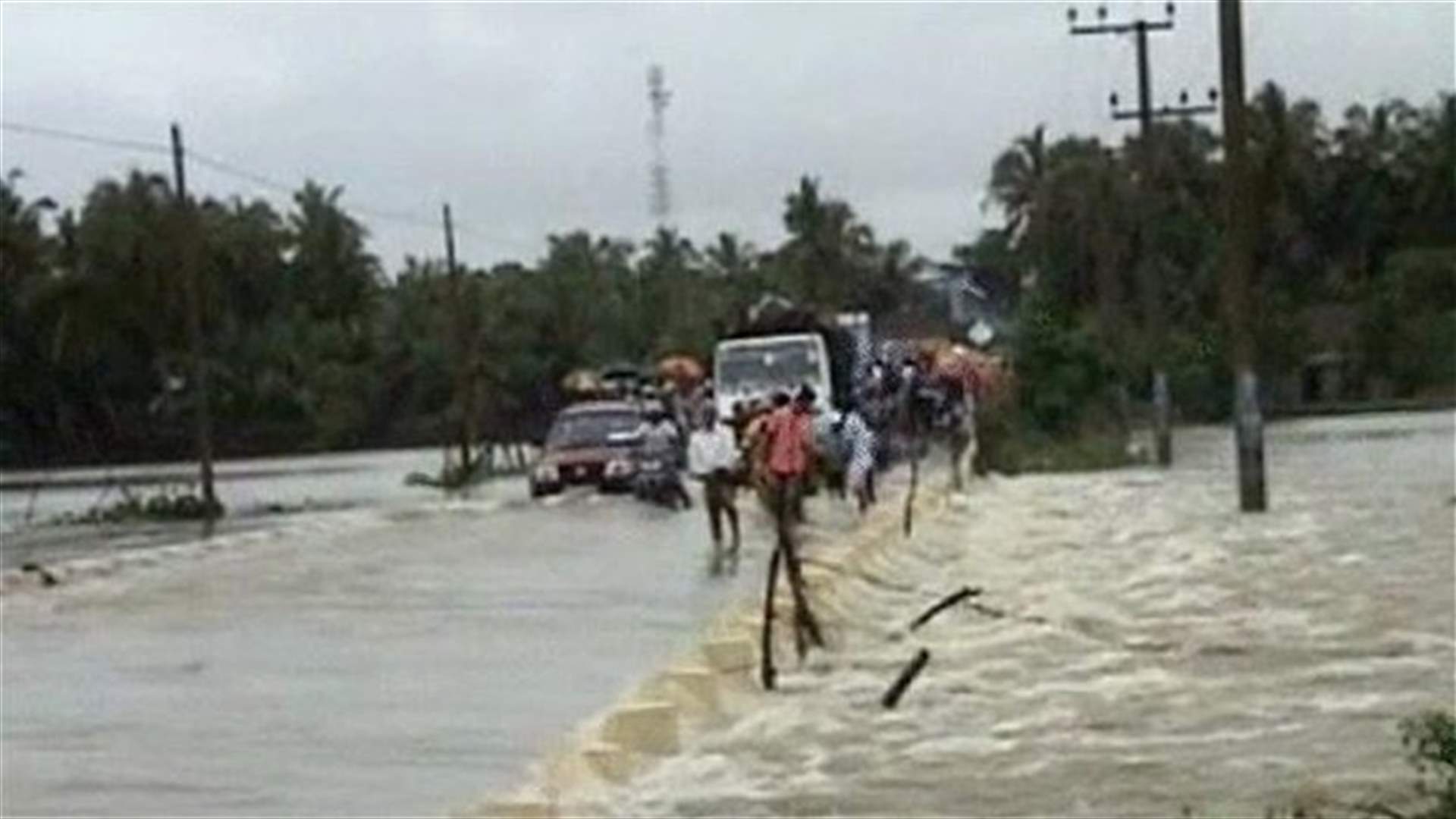 At least 9 killed in Sri Lanka mudslides