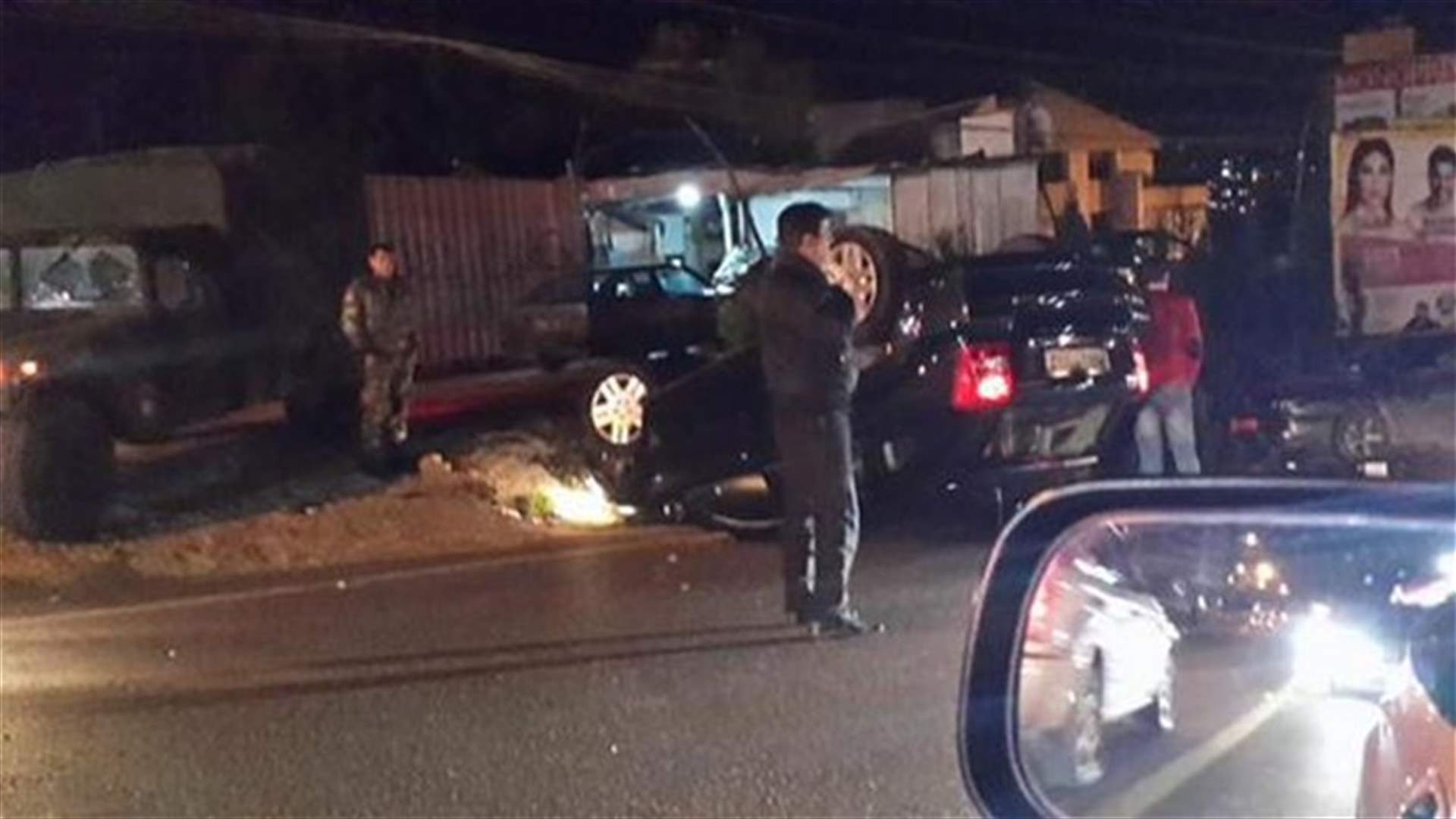 بالصور..جريحان بحادث سير مروع على طريق عجلتون-فيطرون