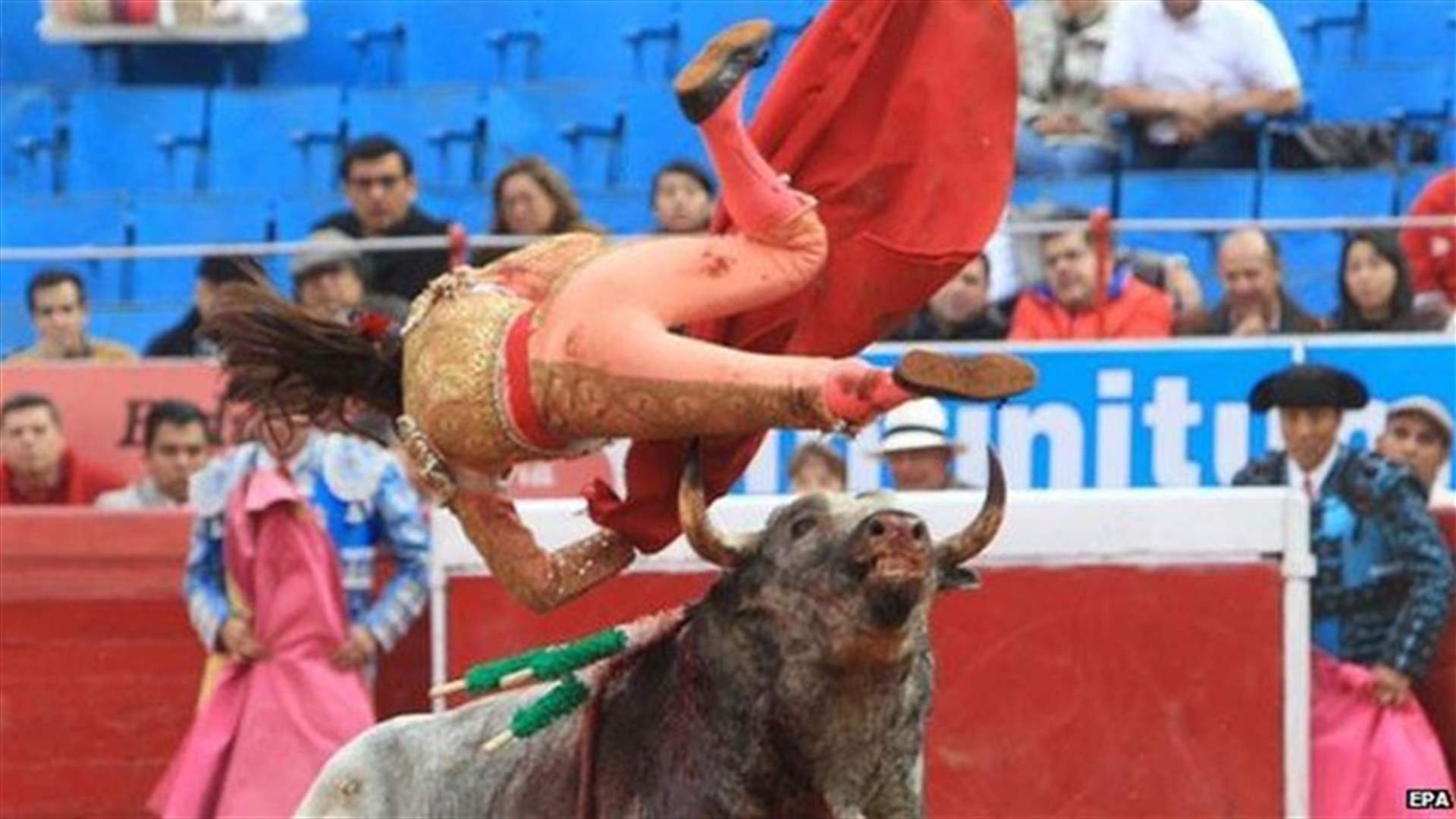 [VIDEO] Female Matador Gored Twice By The Same Bull While Going For The Kill