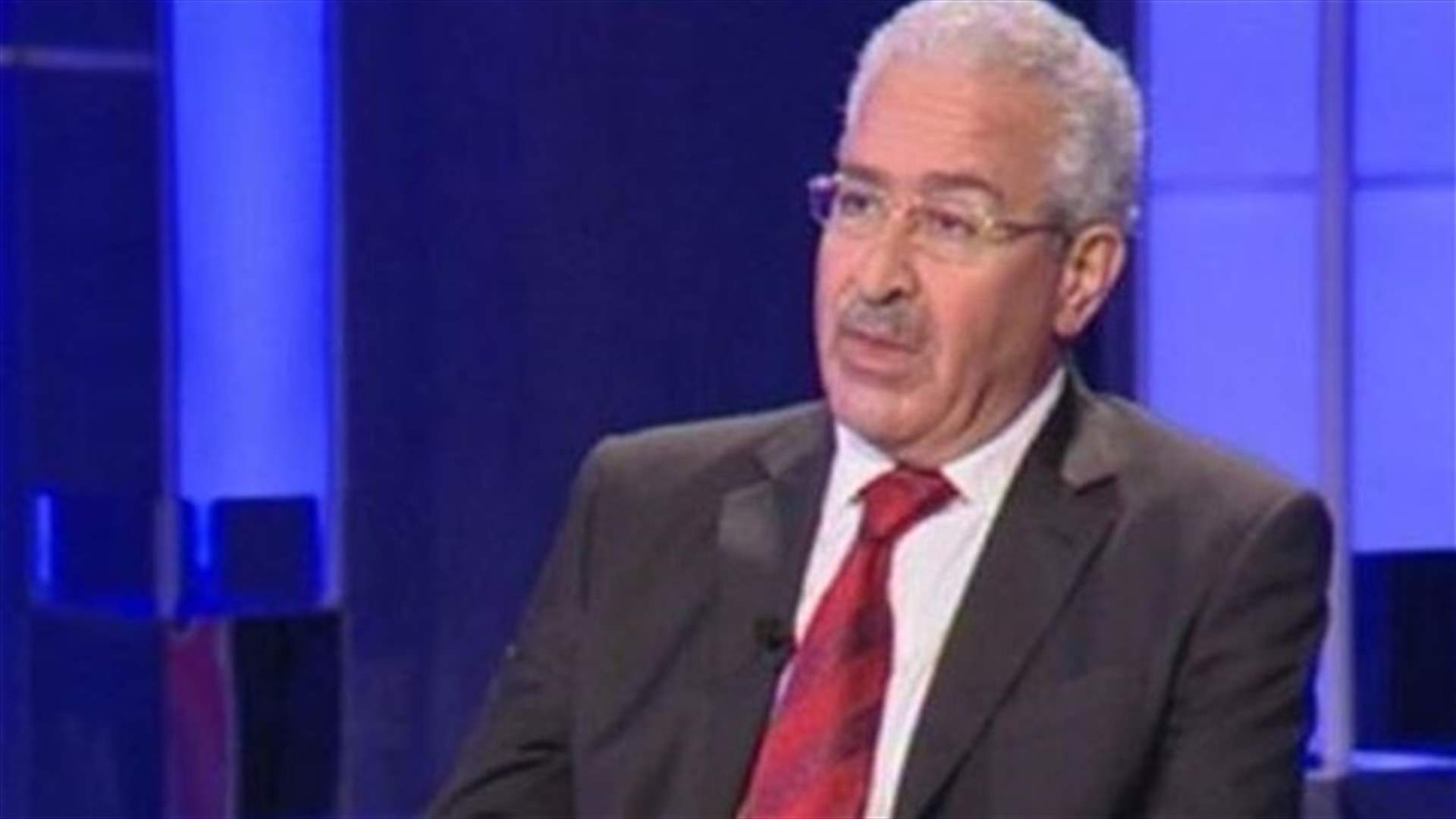 الأعور لـ "الأنباء": الحد من خطر النازحين يكمن في التنسيق مع الحكومة السورية 